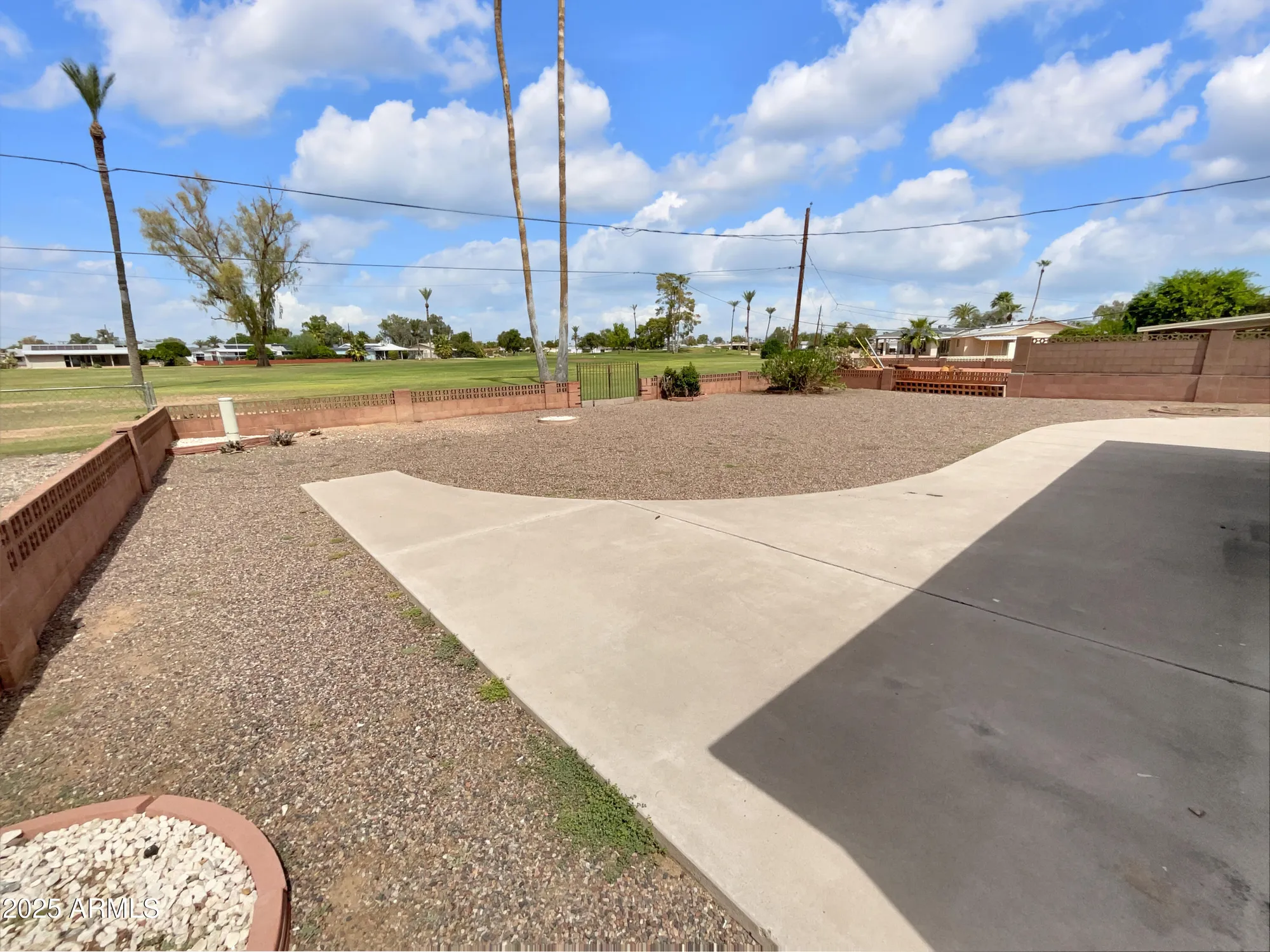 Property Slideshow image 23 of 28 | 10414 w sun city blvd, Sun City, AZ, 85351