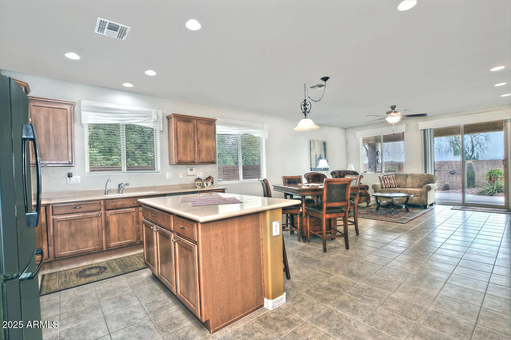 Property Slideshow image 10 of 56 | 6808 w mockingbird way, Florence, AZ, 85132