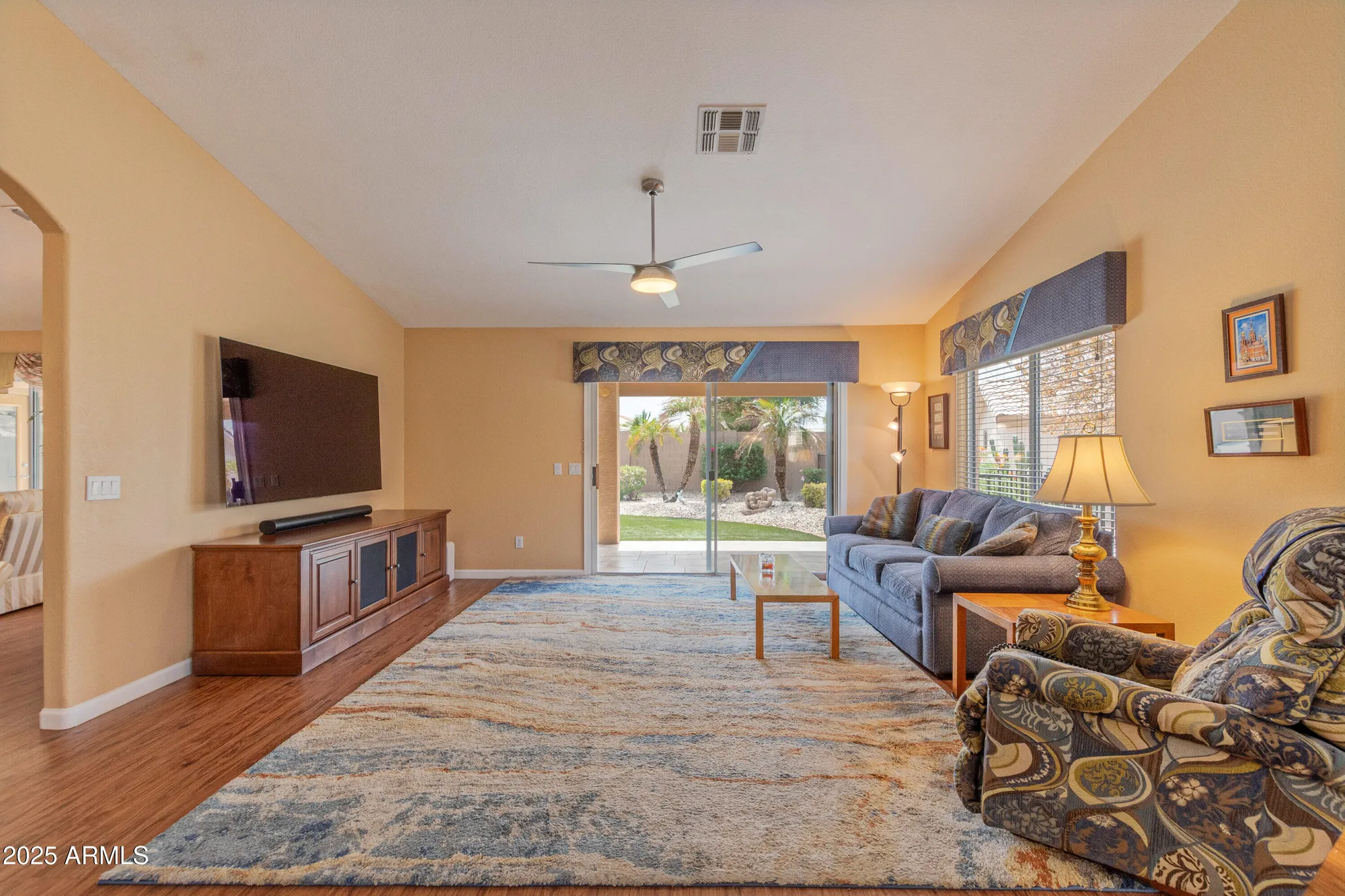 Property Slideshow image 6 of 21 | 14821 w catalina dr, Goodyear, AZ, 85395