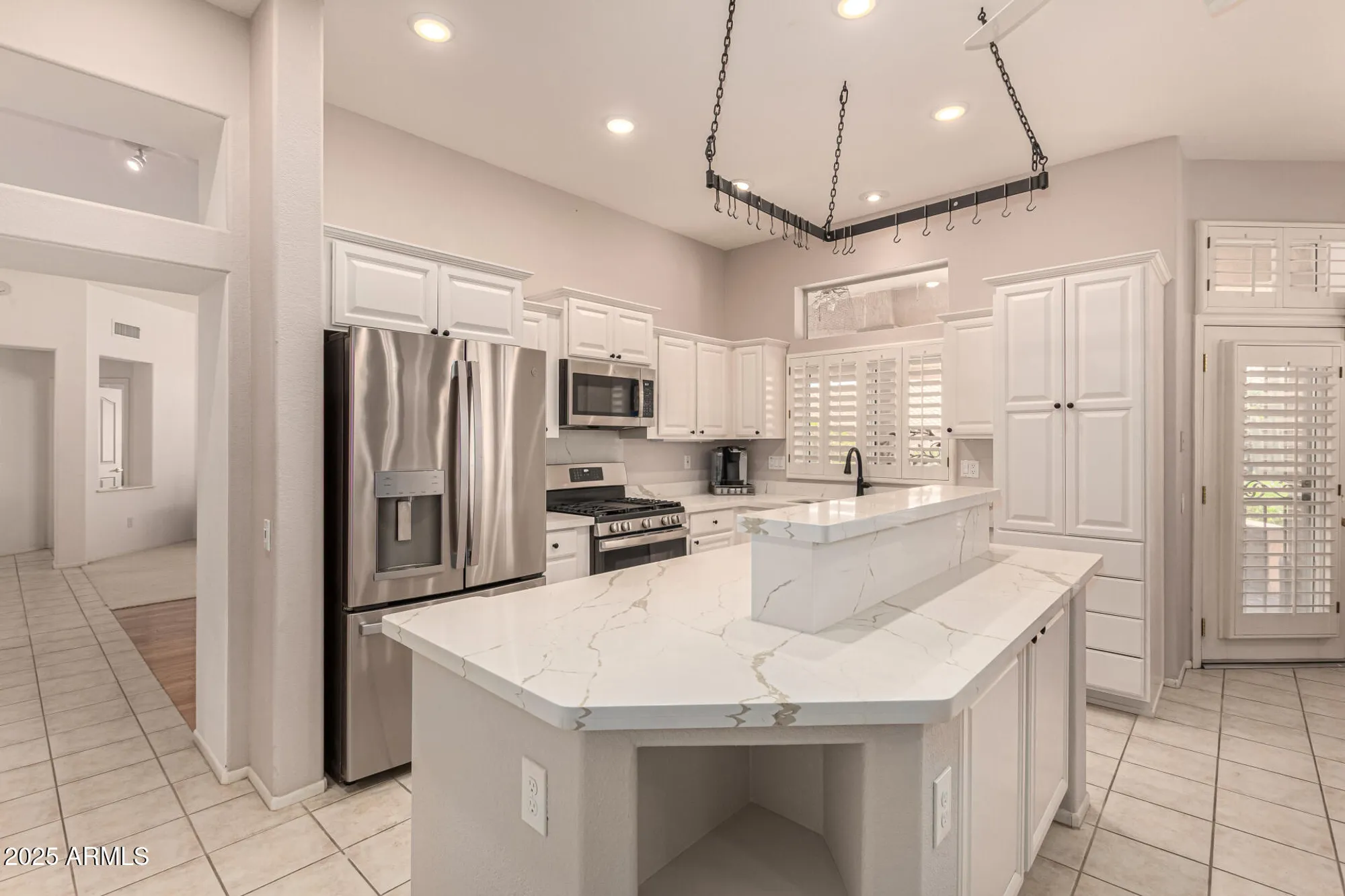 Property Slideshow image 17 of 51 | 15137 w las brizas ln, Sun City West, AZ, 85375