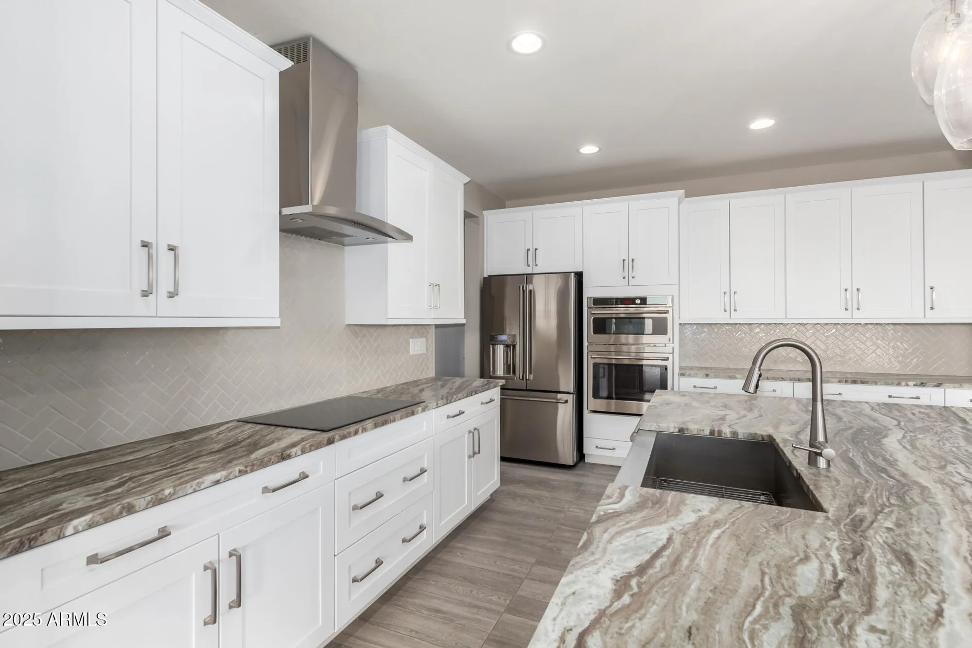 Property Slideshow image 9 of 27 | 39807 n collins ln, San Tan Valley, AZ, 85140