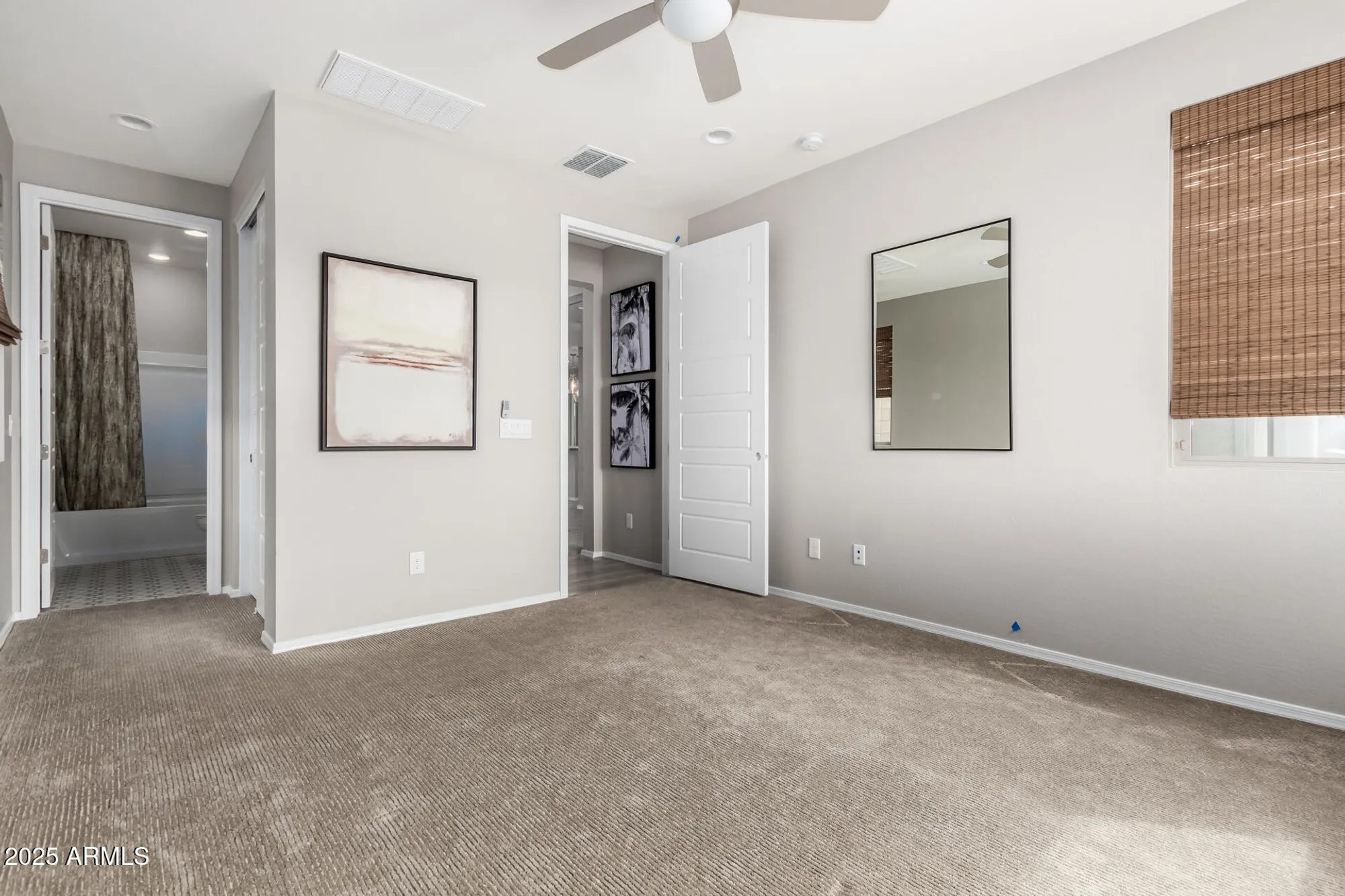 Property Slideshow image 15 of 27 | 39807 n collins ln, San Tan Valley, AZ, 85140