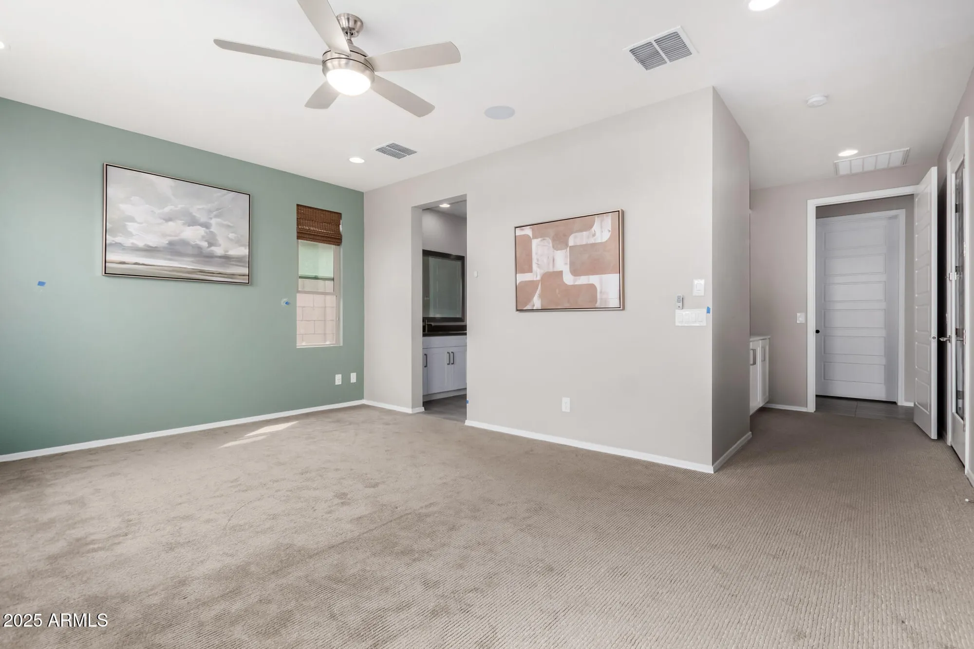 Property Slideshow image 14 of 27 | 39807 n collins ln, San Tan Valley, AZ, 85140