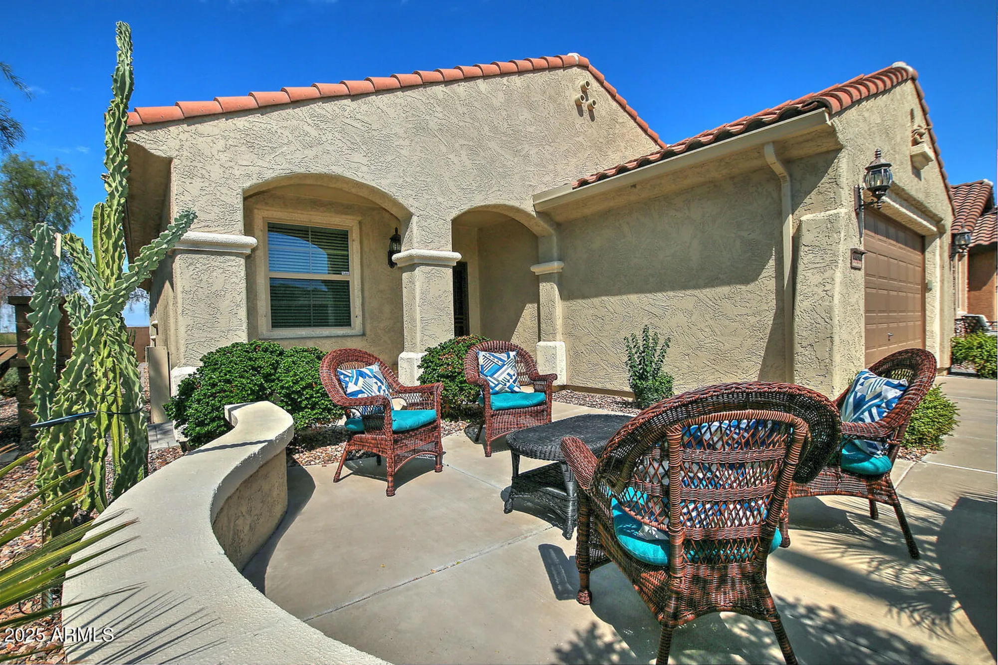 Property Slideshow image 3 of 56 | 6808 w mockingbird way, Florence, AZ, 85132