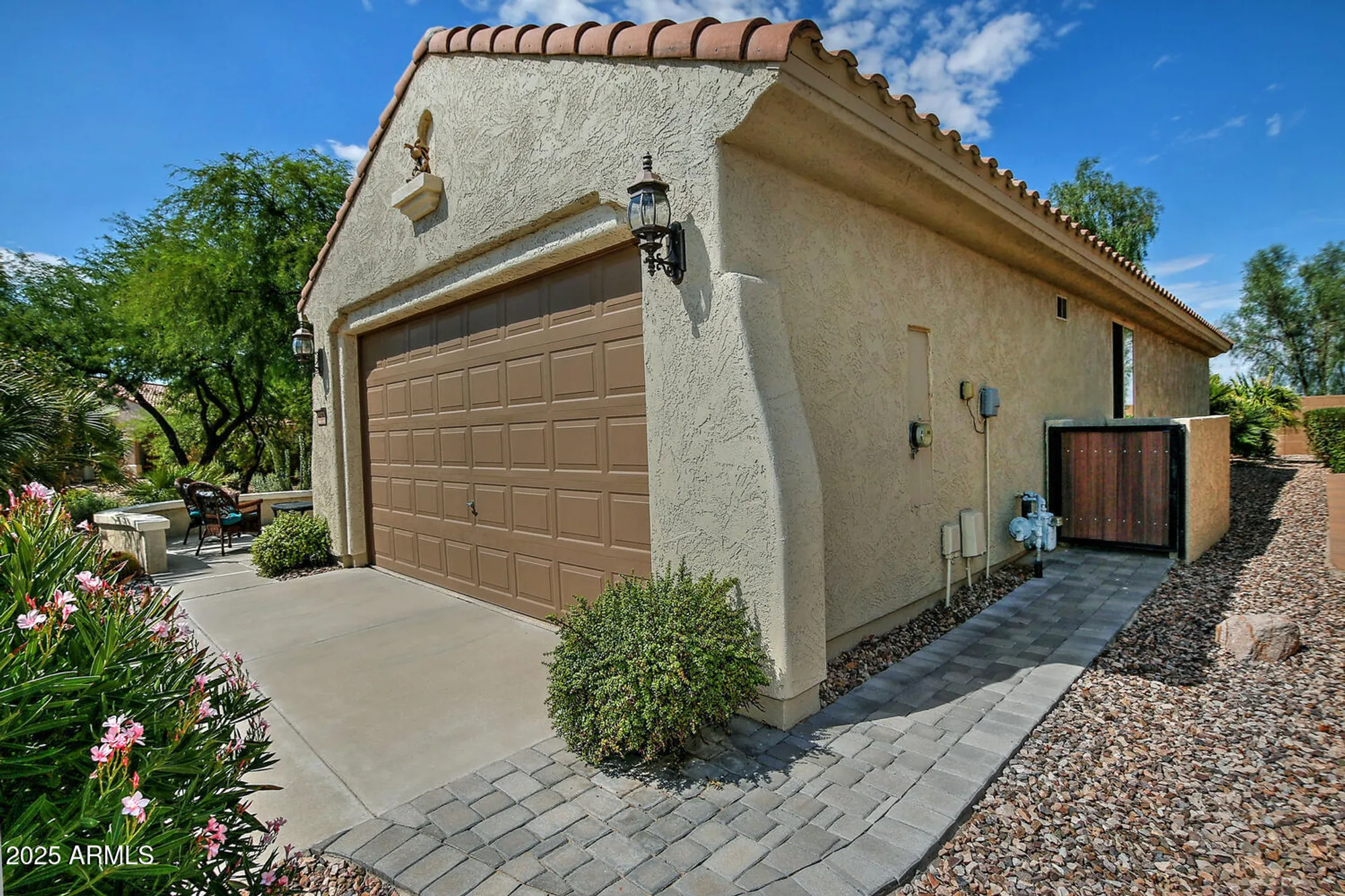 Property Slideshow image 7 of 56 | 6808 w mockingbird way, Florence, AZ, 85132
