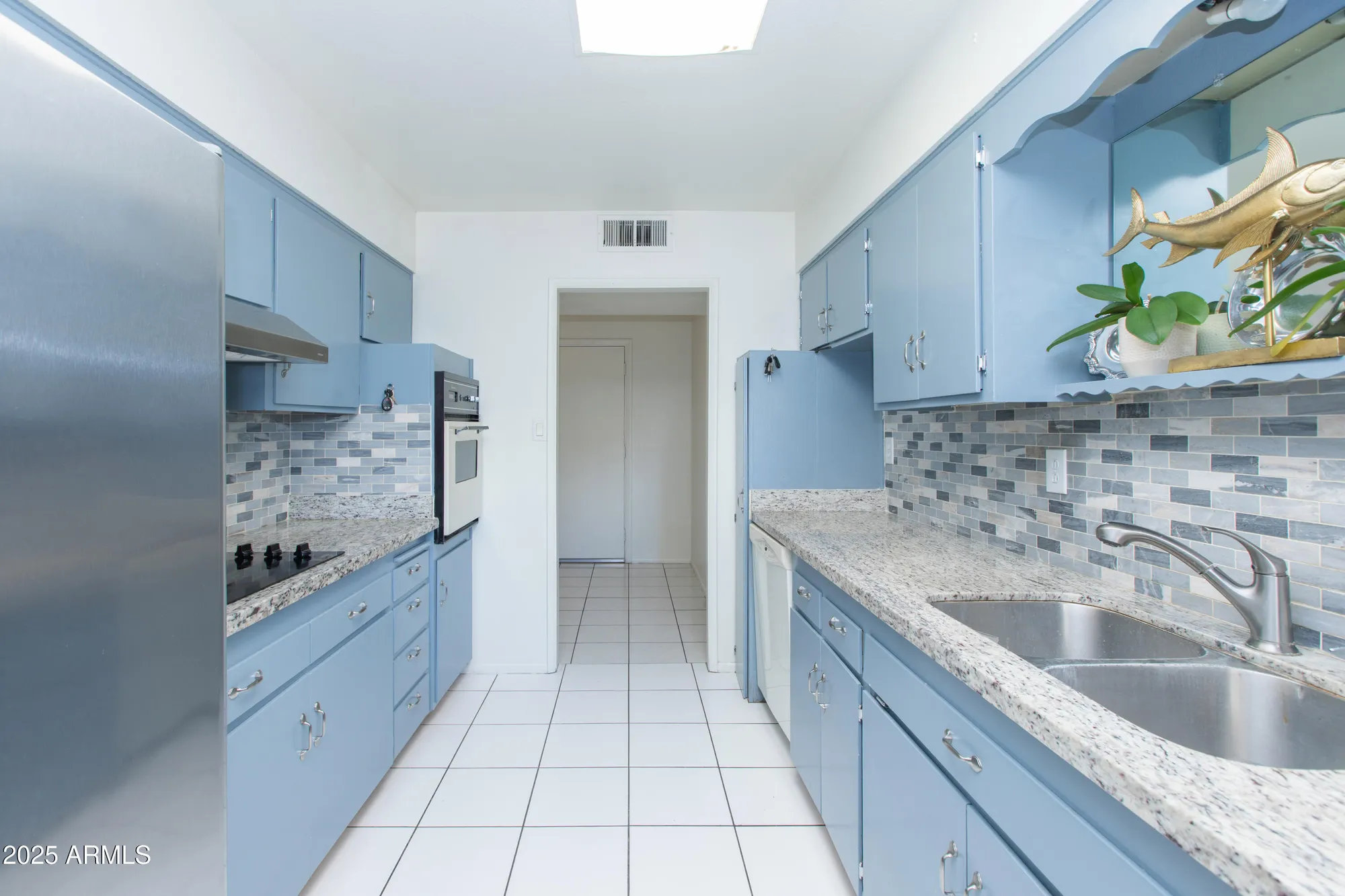 Property Slideshow image 14 of 59 | 12062 n saint annes dr, Sun City, AZ, 85351