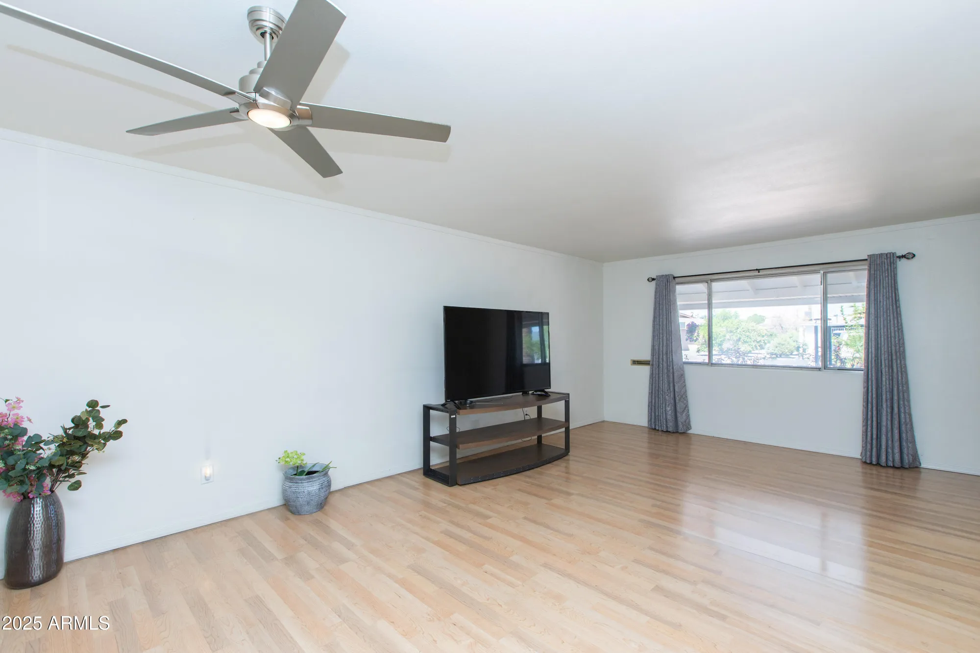 Property Slideshow image 9 of 59 | 12062 n saint annes dr, Sun City, AZ, 85351