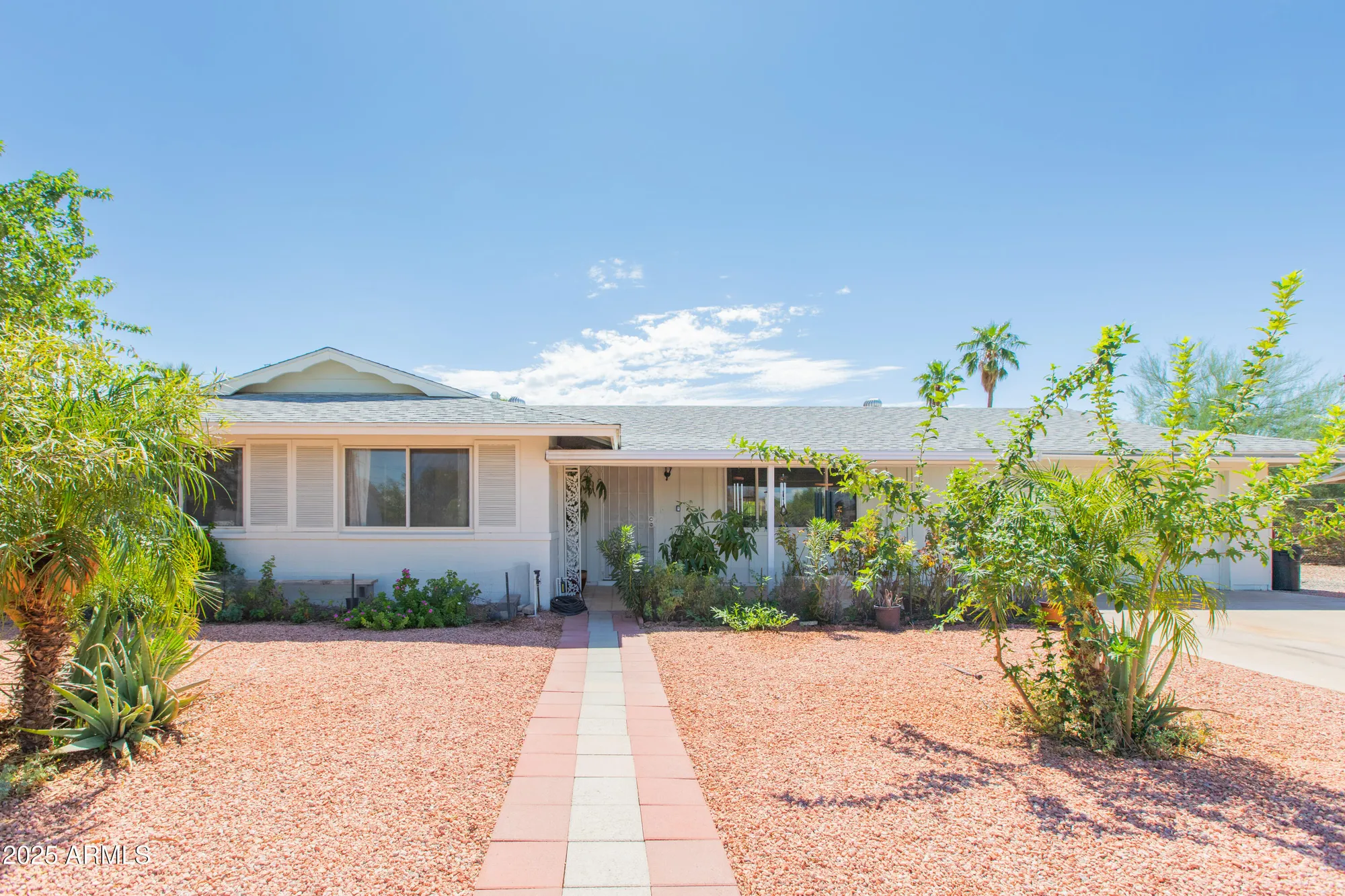 Property Slideshow image 1 of 59 | 12062 n saint annes dr, Sun City, AZ, 85351