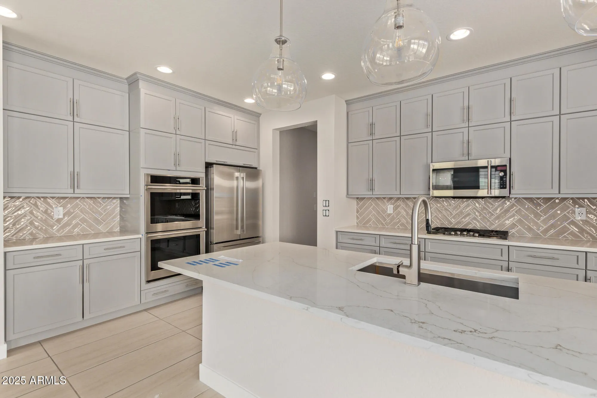 Property Slideshow image 9 of 27 | 39823 n collins ln, San Tan Valley, AZ, 85140