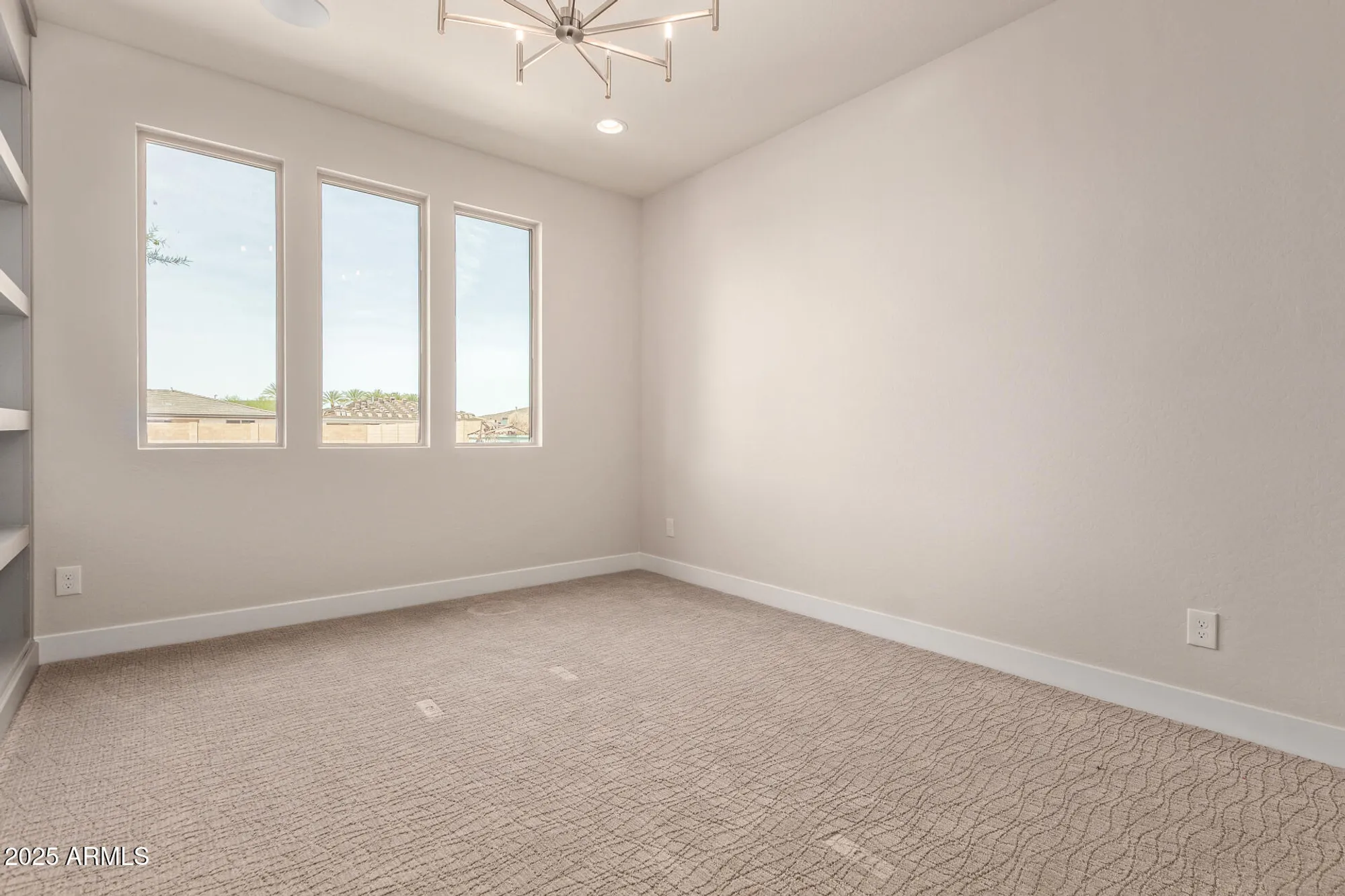 Property Slideshow image 7 of 27 | 39823 n collins ln, San Tan Valley, AZ, 85140