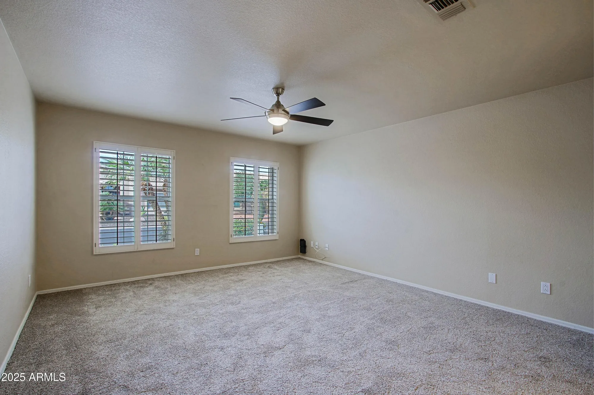 Property Slideshow image 23 of 35 | 15419 w verde ln, Goodyear, AZ, 85395