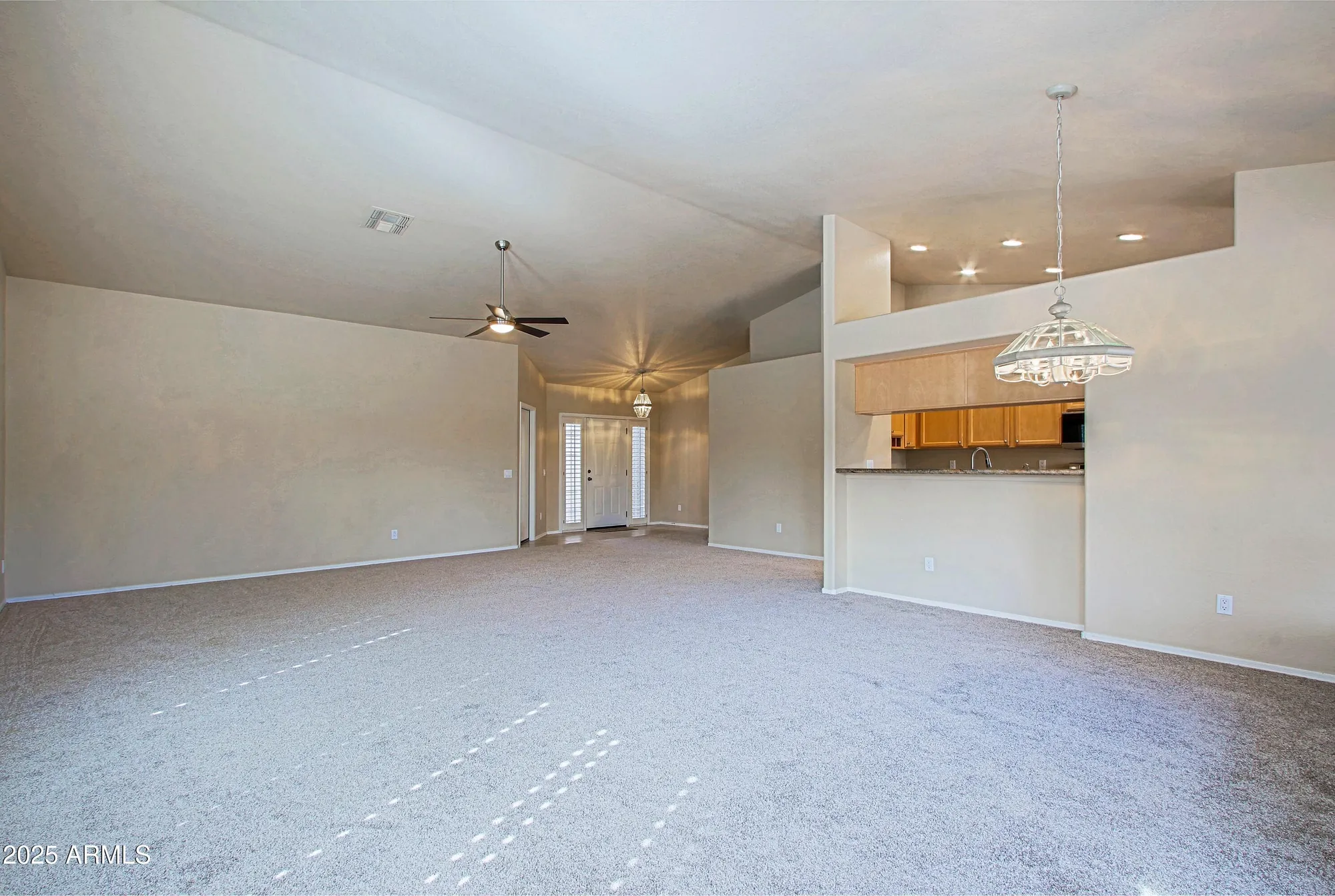Property Slideshow image 10 of 35 | 15419 w verde ln, Goodyear, AZ, 85395