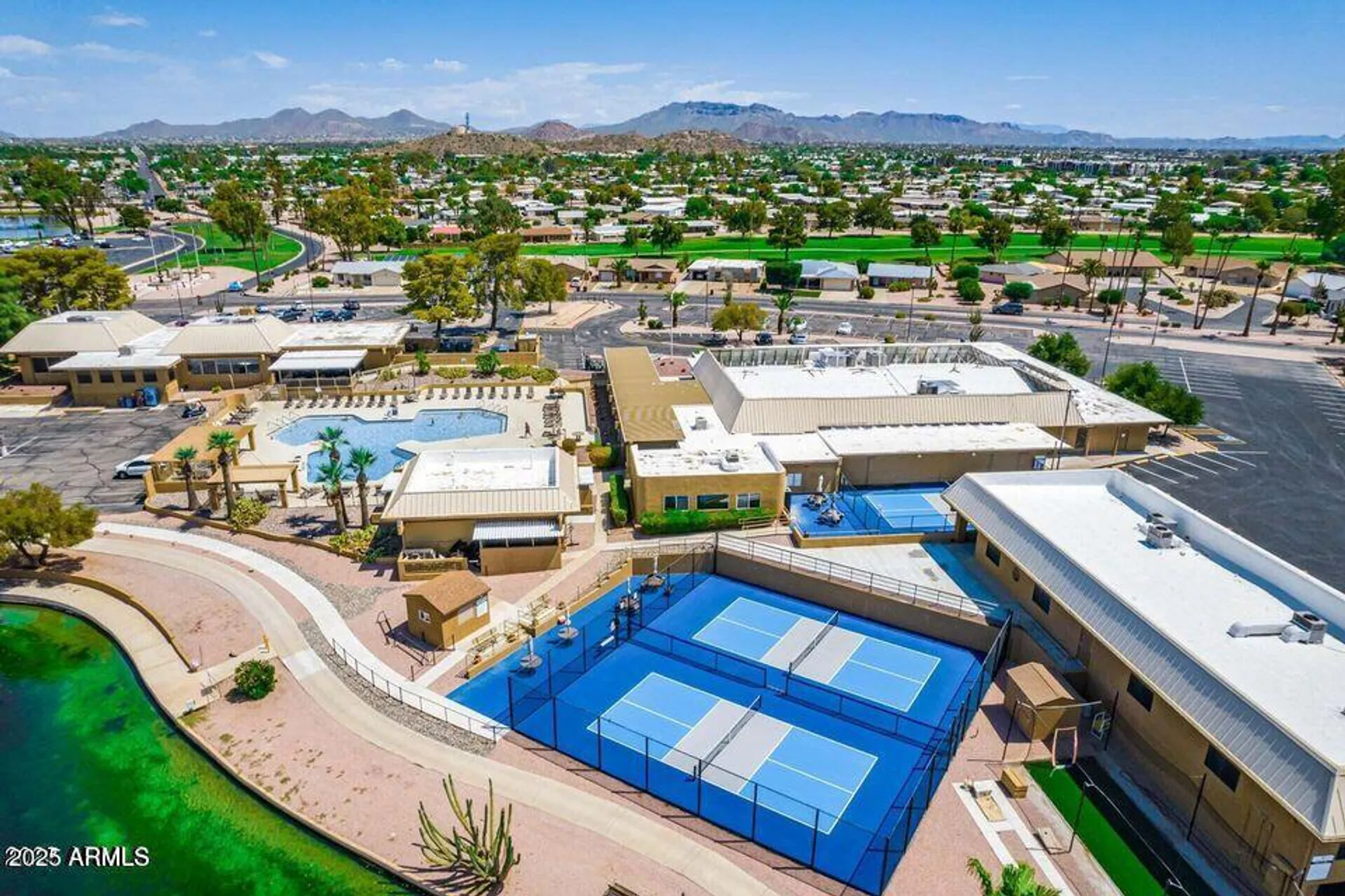 Property Slideshow image 27 of 43 | 652 s saguaro way, Mesa, AZ, 85208