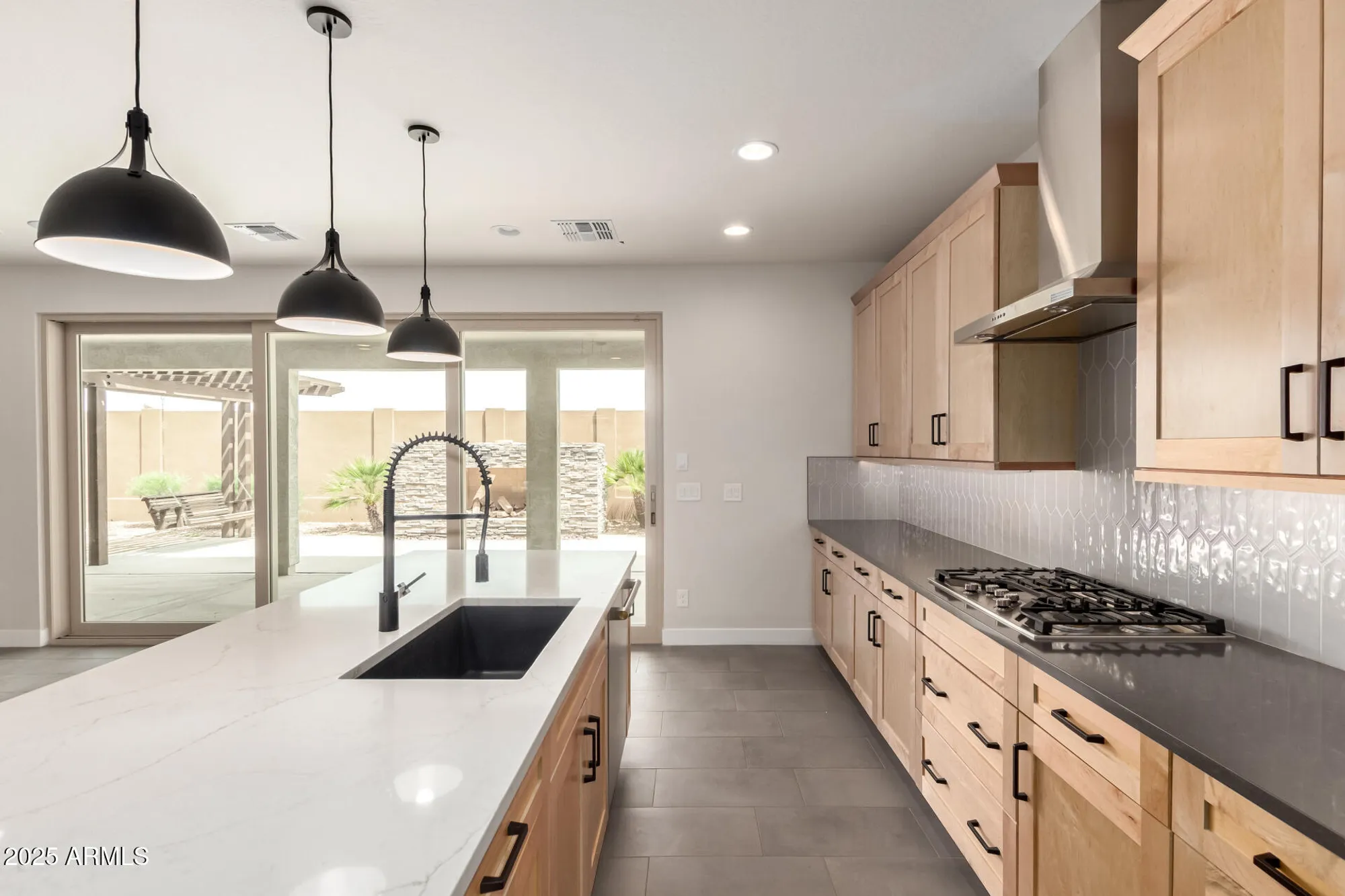 Property Slideshow image 10 of 25 | 39785 n collins ln, San Tan Valley, AZ, 85140