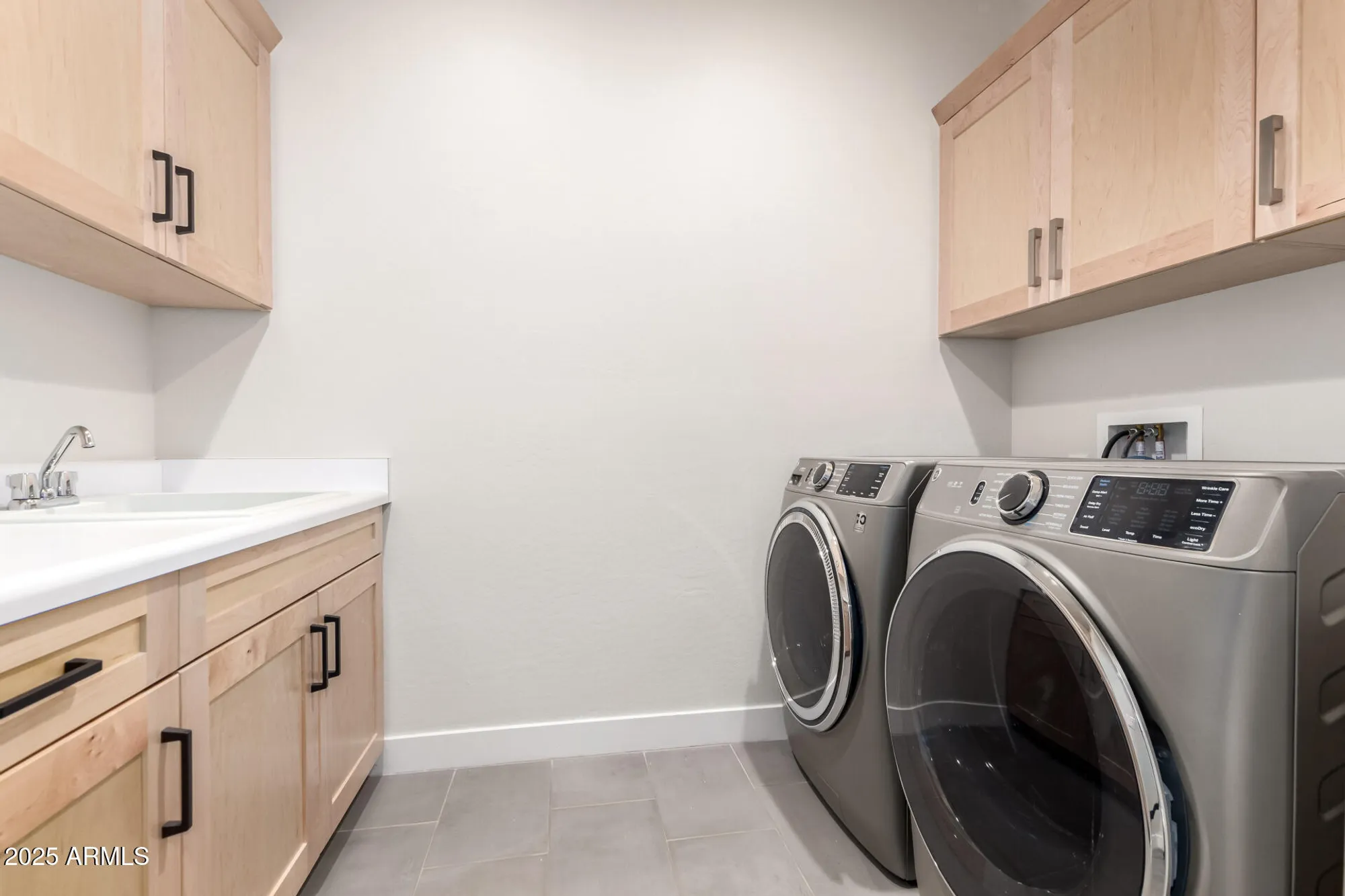 Property Slideshow image 19 of 25 | 39785 n collins ln, San Tan Valley, AZ, 85140