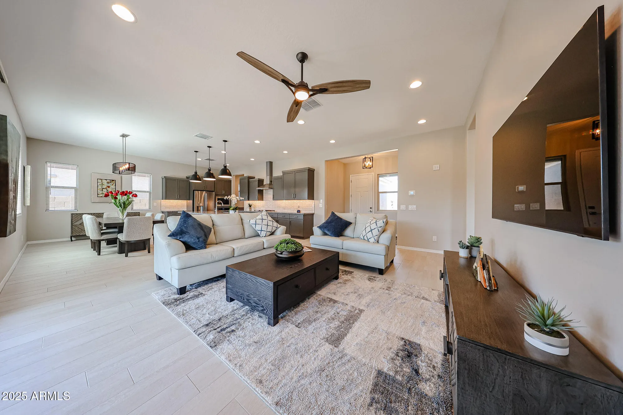 Property Slideshow image 10 of 79 | 17721 w sandalwood dr, Goodyear, AZ, 85338