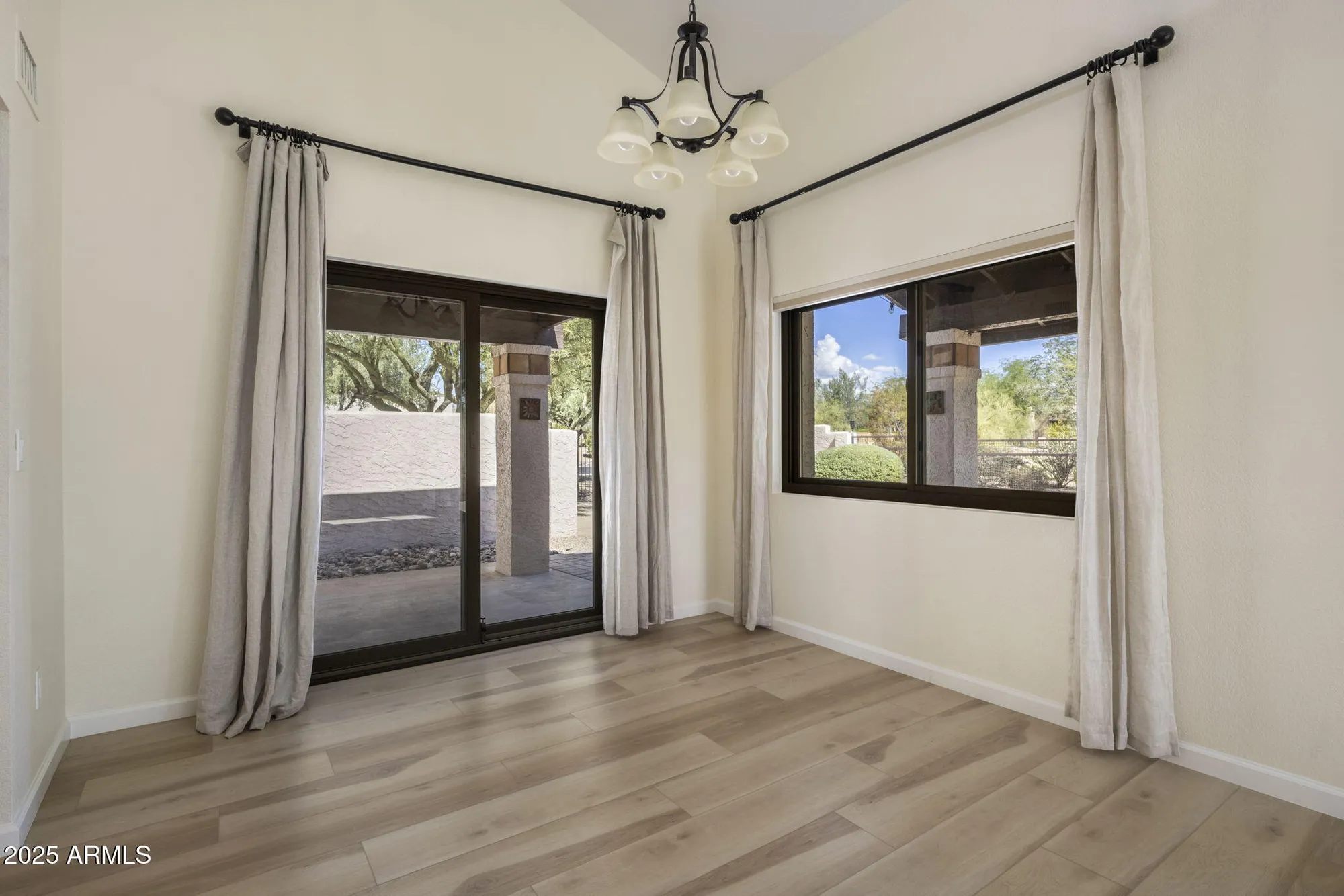 Property Slideshow image 10 of 37 | 18560 e horseshoe bnd, Rio Verde, AZ, 85263