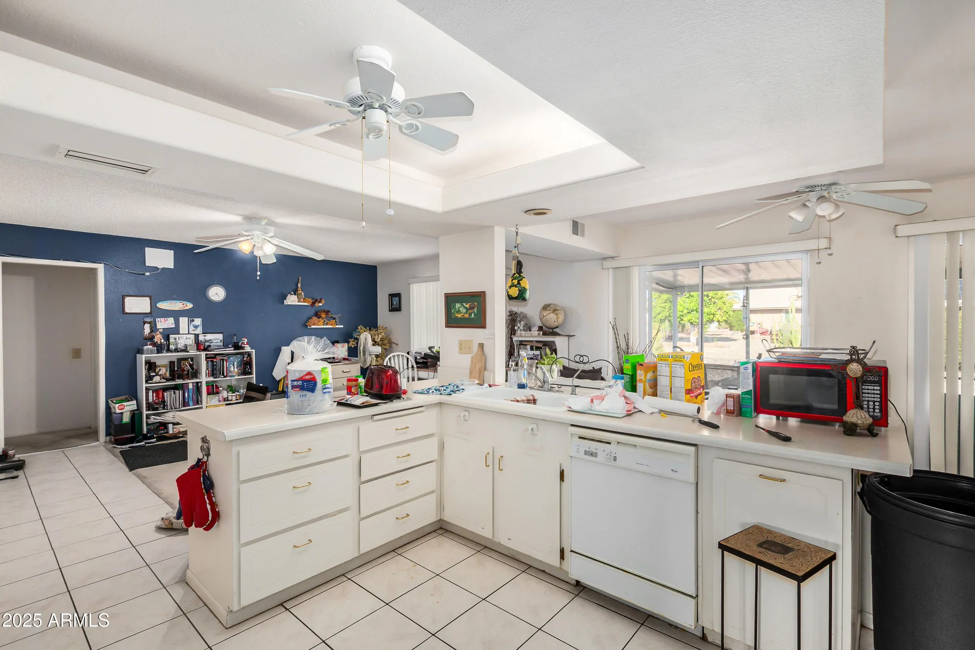 Property Slideshow image 6 of 22 | 18415 n palo verde dr, Sun City, AZ, 85373