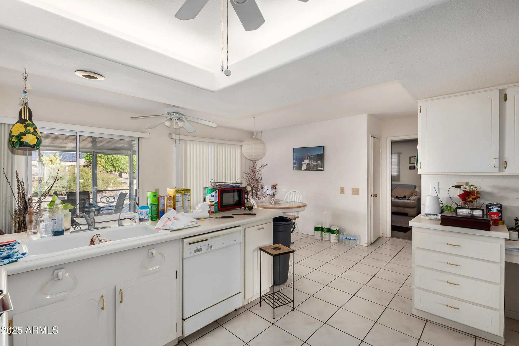 Property Slideshow image 8 of 22 | 18415 n palo verde dr, Sun City, AZ, 85373