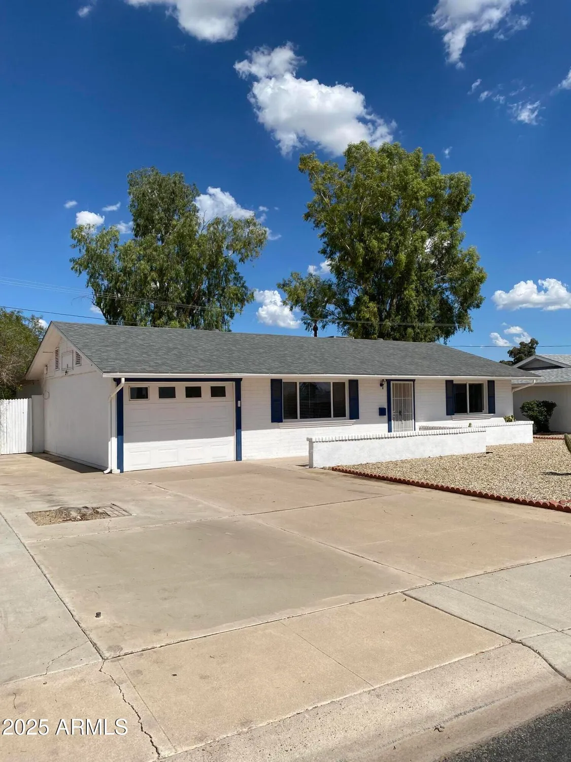 Property Slideshow image 1 of 20 | 12829 n augusta dr, Sun City, AZ, 85351