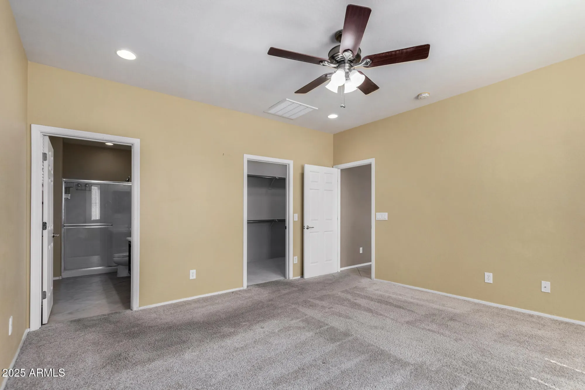 Property Slideshow image 18 of 29 | 21235 n 262nd dr, Buckeye, AZ, 85396