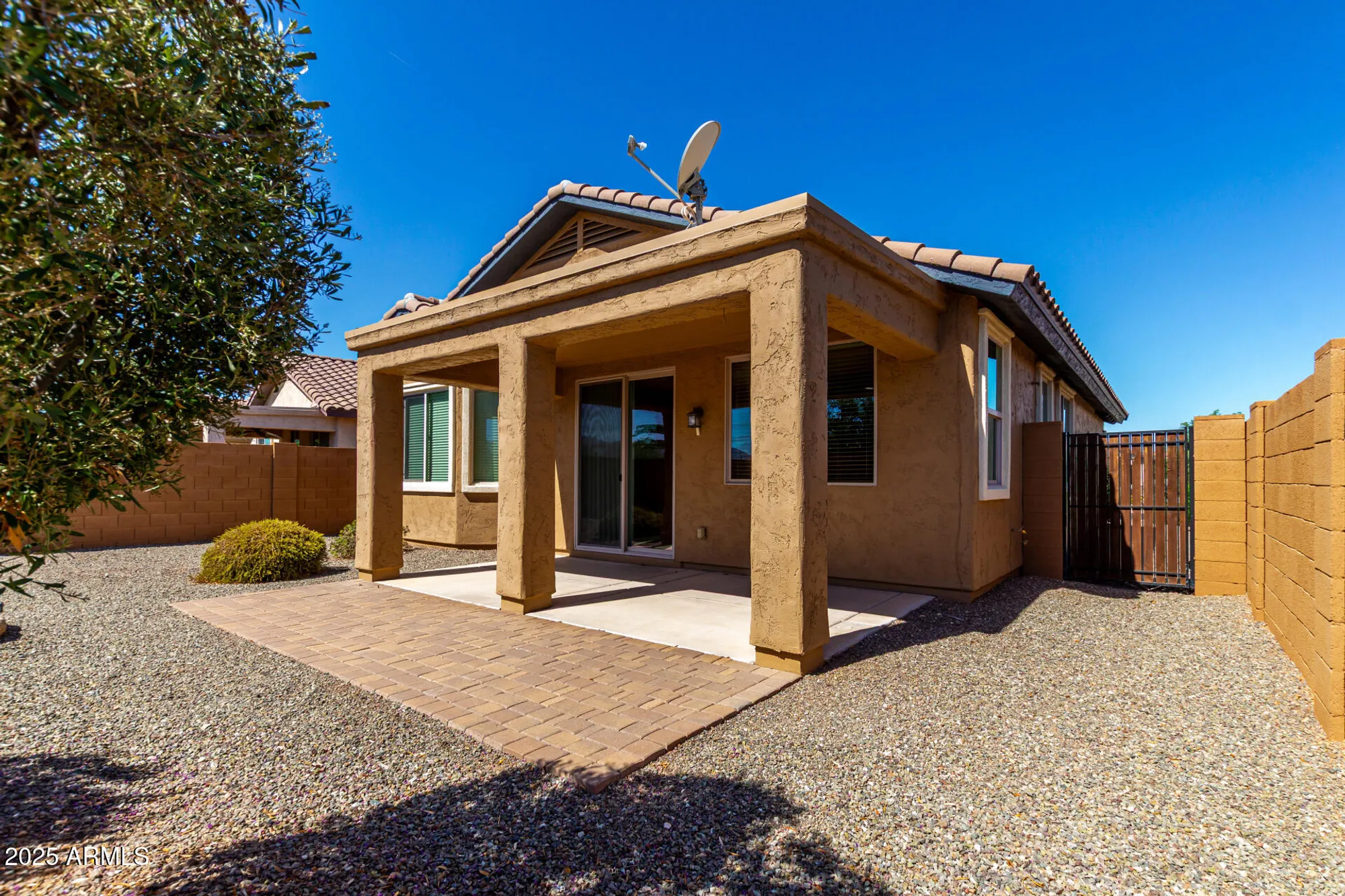 Property Slideshow image 26 of 29 | 21235 n 262nd dr, Buckeye, AZ, 85396