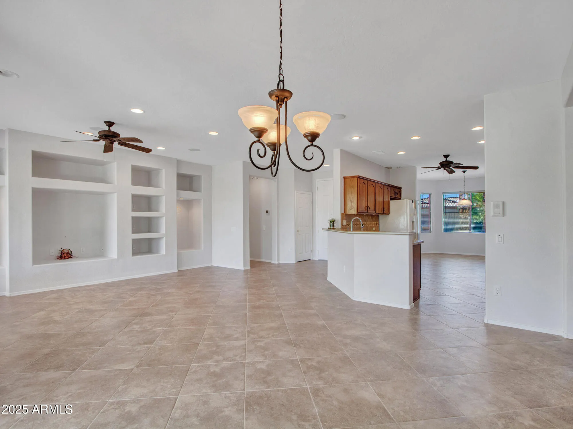 Property Slideshow image 6 of 40 | 20914 n barberry ln, Surprise, AZ, 85387
