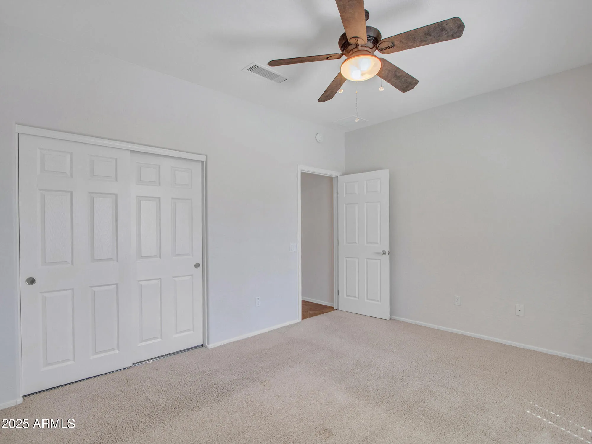 Property Slideshow image 27 of 40 | 20914 n barberry ln, Surprise, AZ, 85387