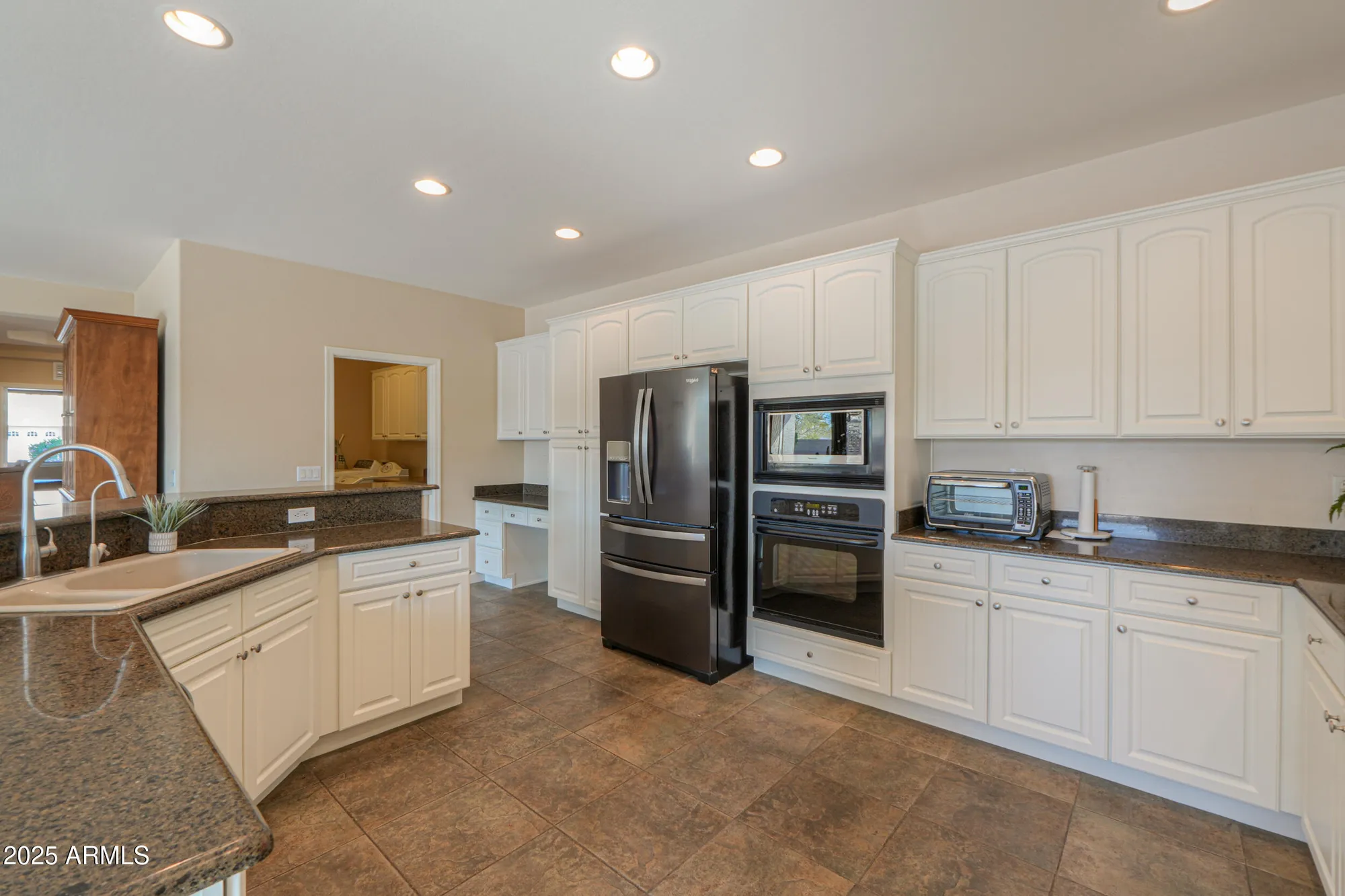 Property Slideshow image 12 of 55 | 5457 w corral dr, Eloy, AZ, 85131