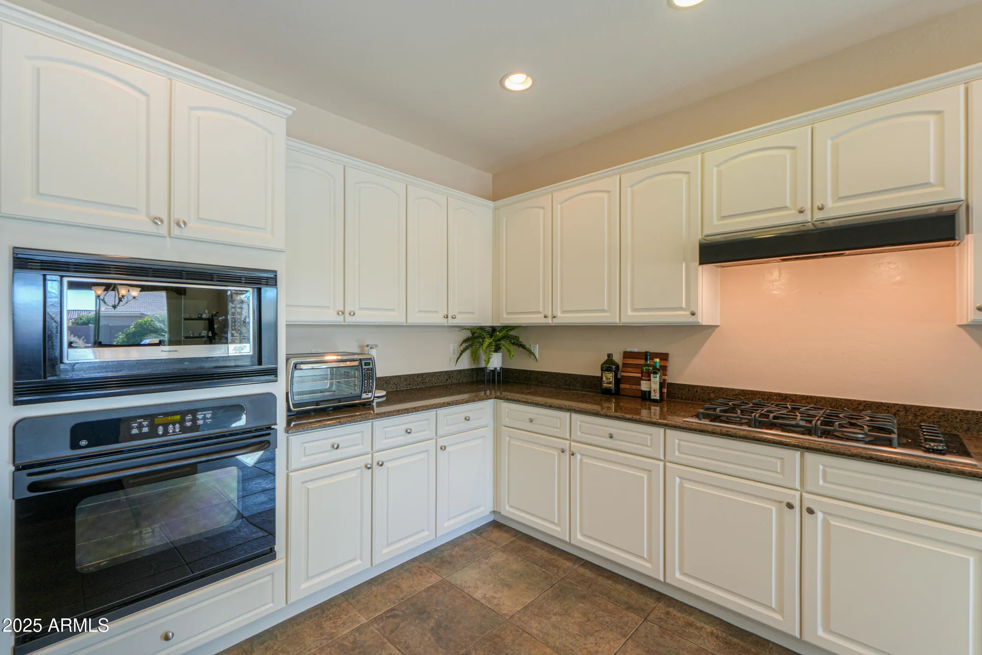 Property Slideshow image 11 of 55 | 5457 w corral dr, Eloy, AZ, 85131