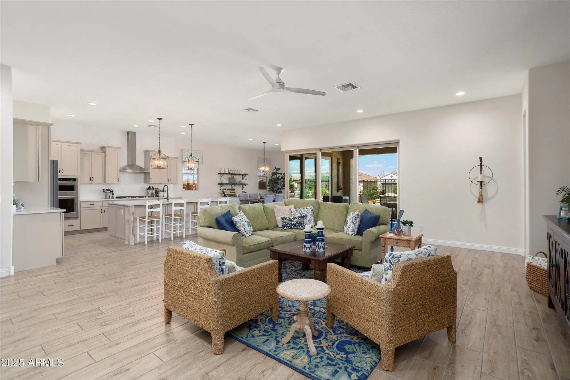 Property Slideshow image 14 of 95 | 27396 w escuda dr, Buckeye, AZ, 85396