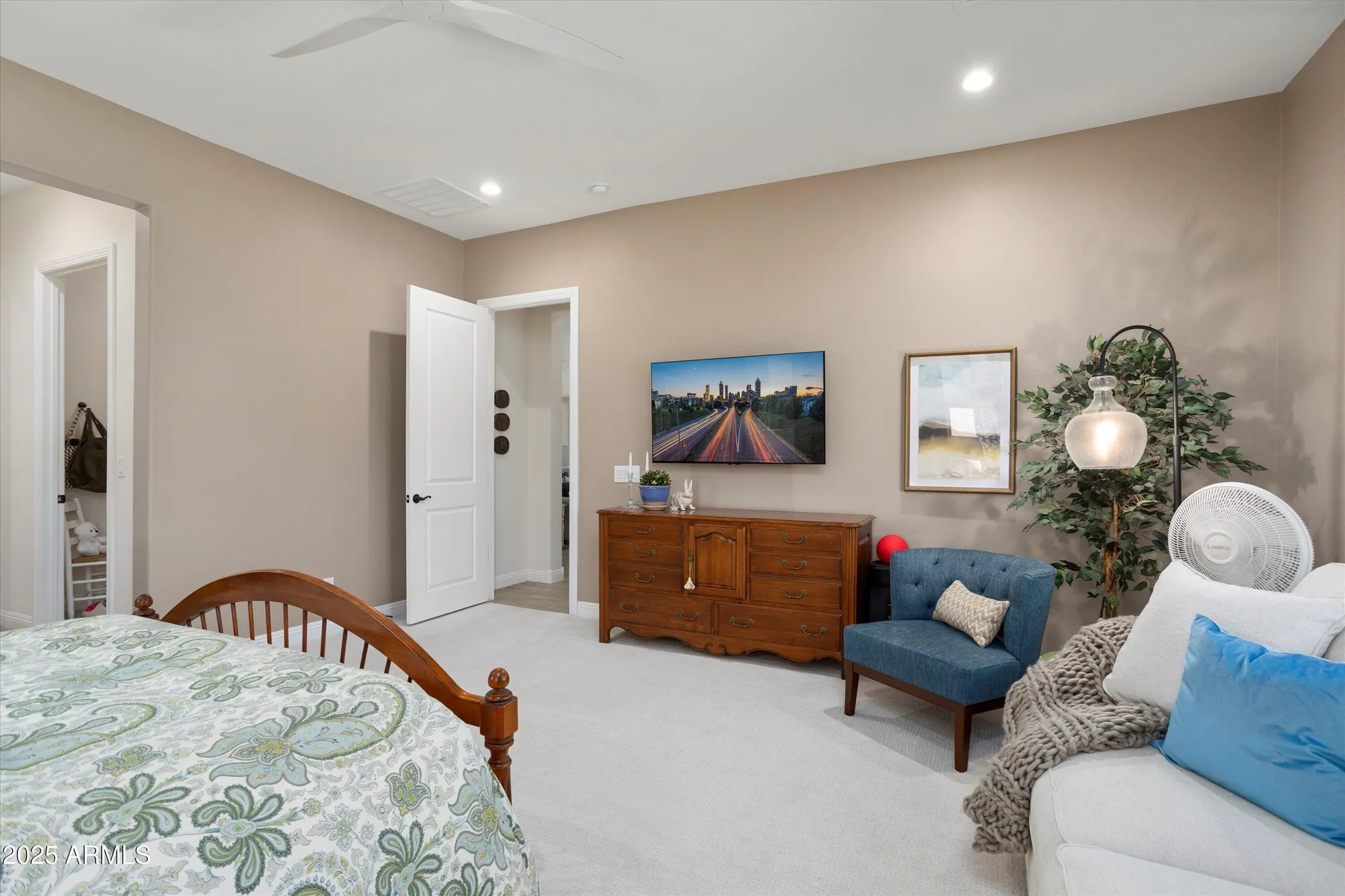 Property Slideshow image 22 of 95 | 27396 w escuda dr, Buckeye, AZ, 85396