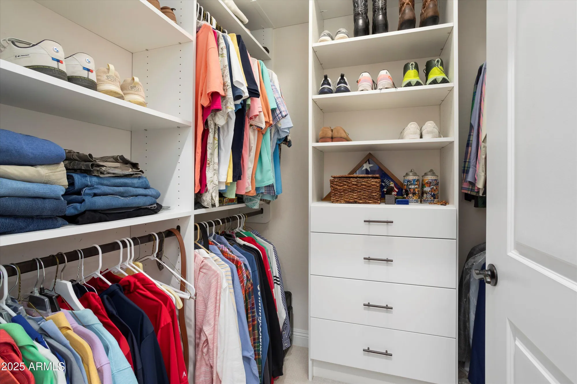 Property Slideshow image 28 of 95 | 27396 w escuda dr, Buckeye, AZ, 85396