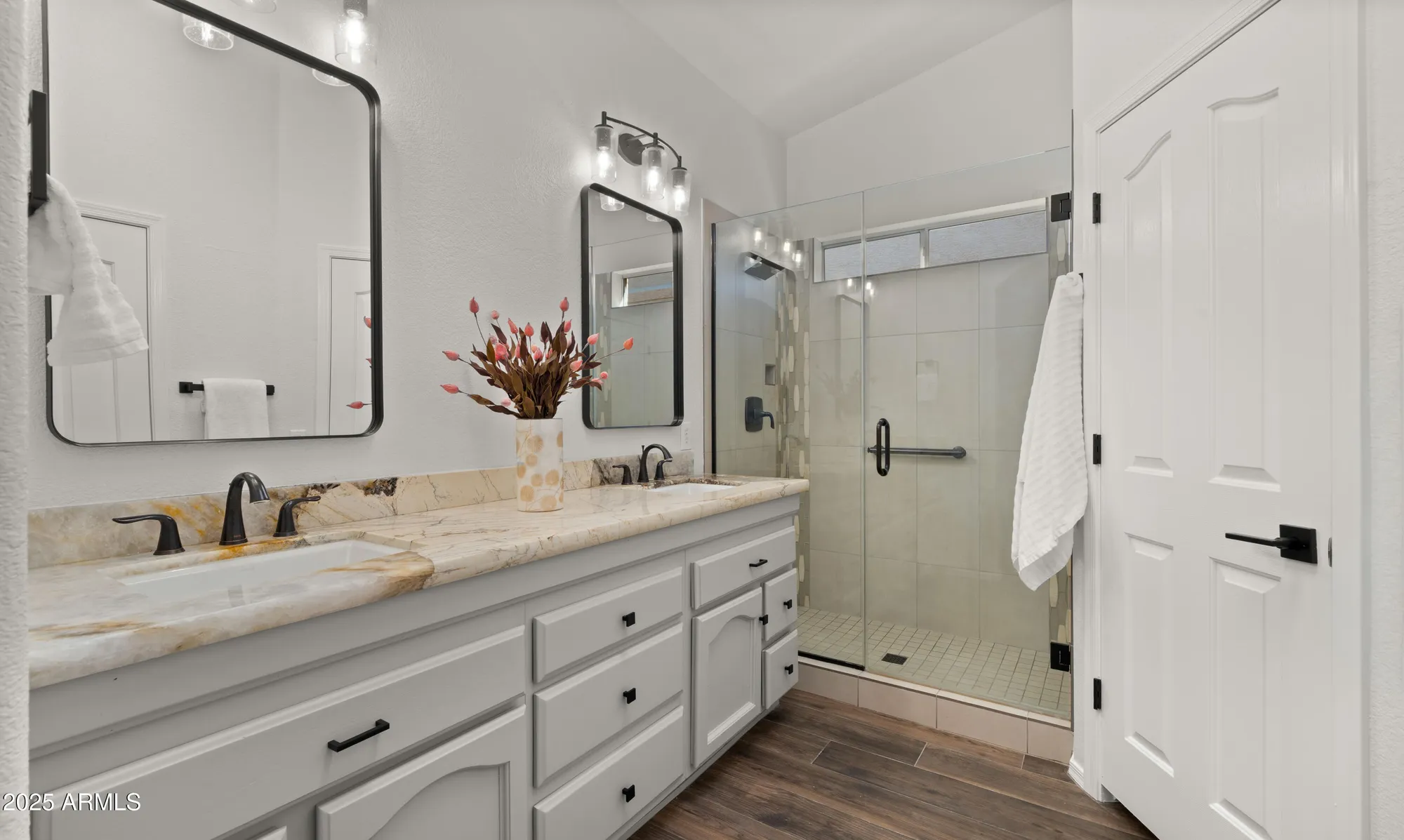 Property Slideshow image 11 of 26 | 3394 n hogan dr, Goodyear, AZ, 85395