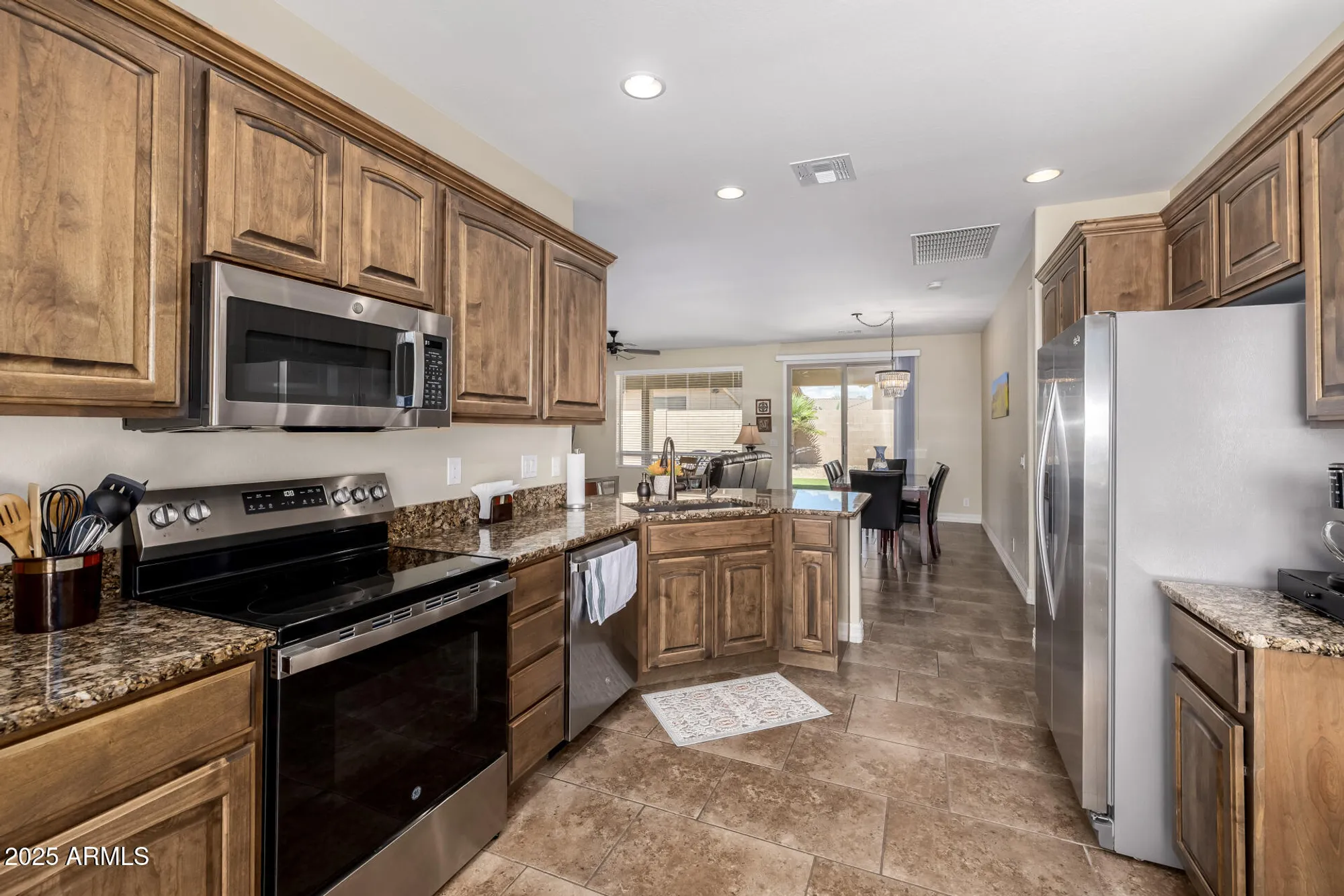 Property Slideshow image 7 of 16 | 11132 e ocaso ave, Mesa, AZ, 85212