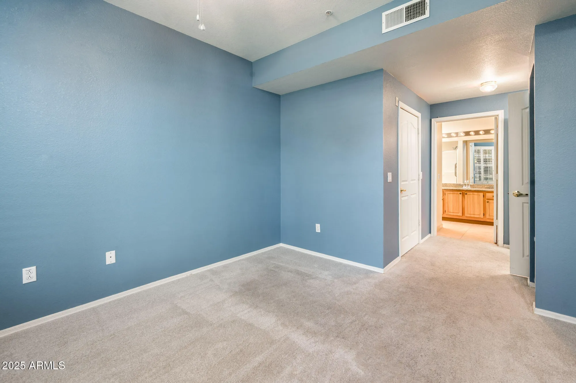 Property Slideshow image 16 of 35 | 14950 w mountain view blvd apt 5112, Surprise, AZ, 85374