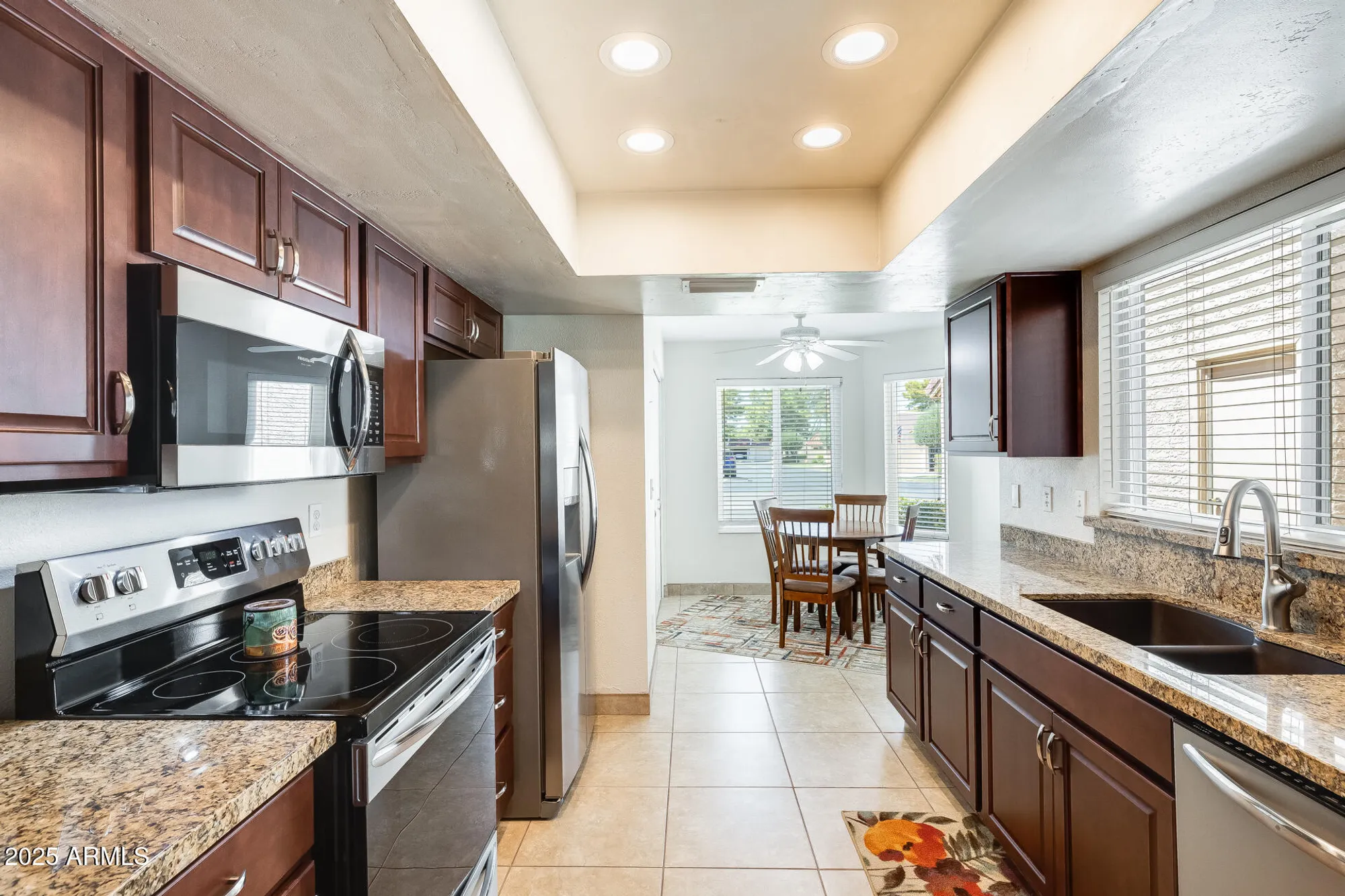 Property Slideshow image 6 of 26 | 723 s palo verde way, Mesa, AZ, 85208