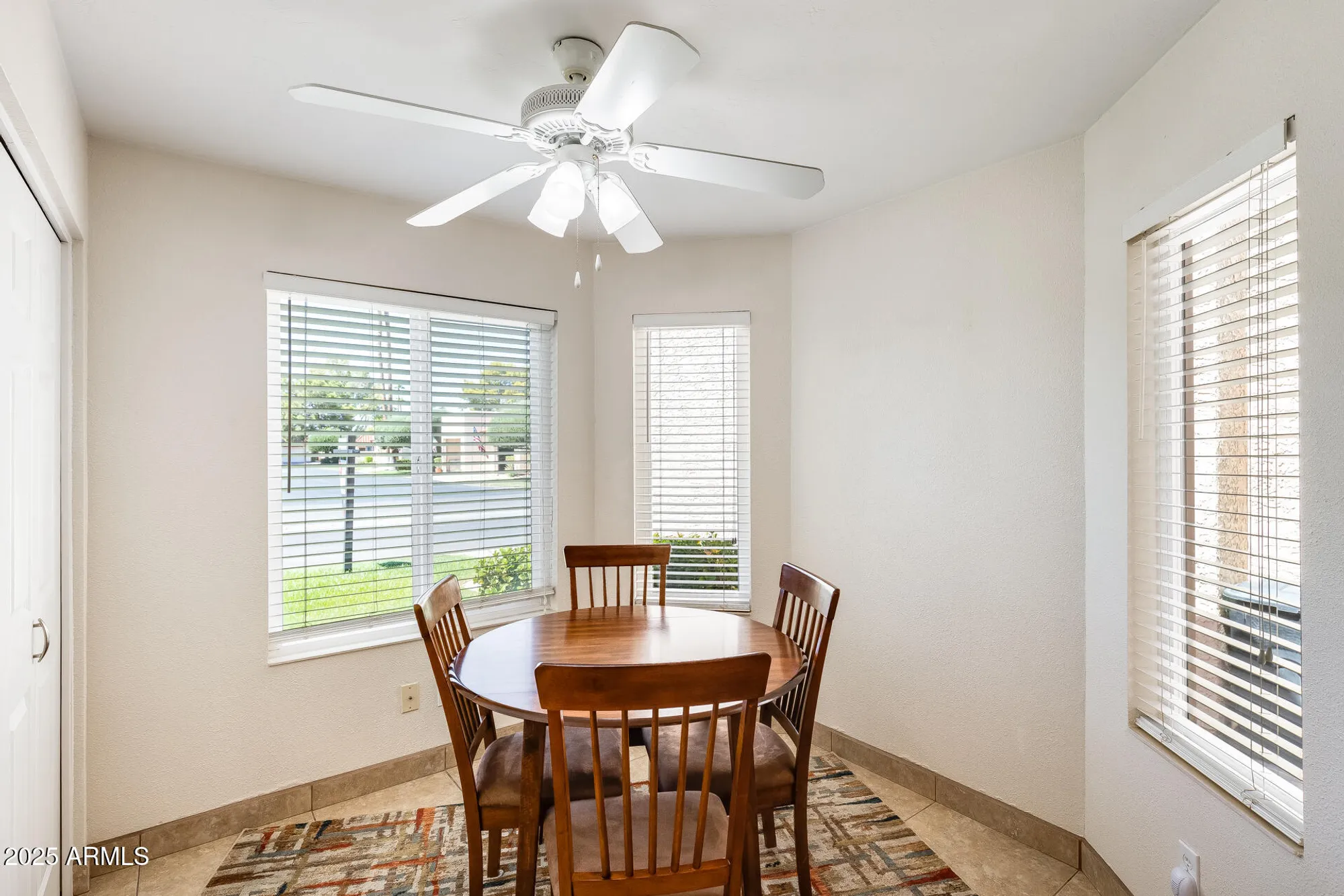 Property Slideshow image 7 of 26 | 723 s palo verde way, Mesa, AZ, 85208