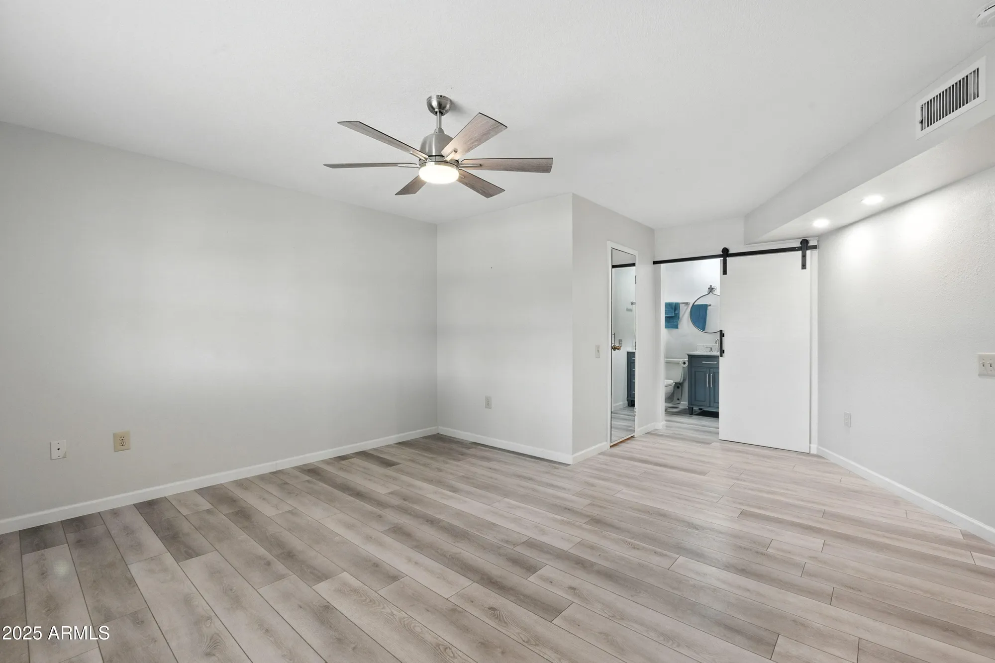 Property Slideshow image 19 of 28 | 10214 w hutton dr # 36, Sun City, AZ, 85351