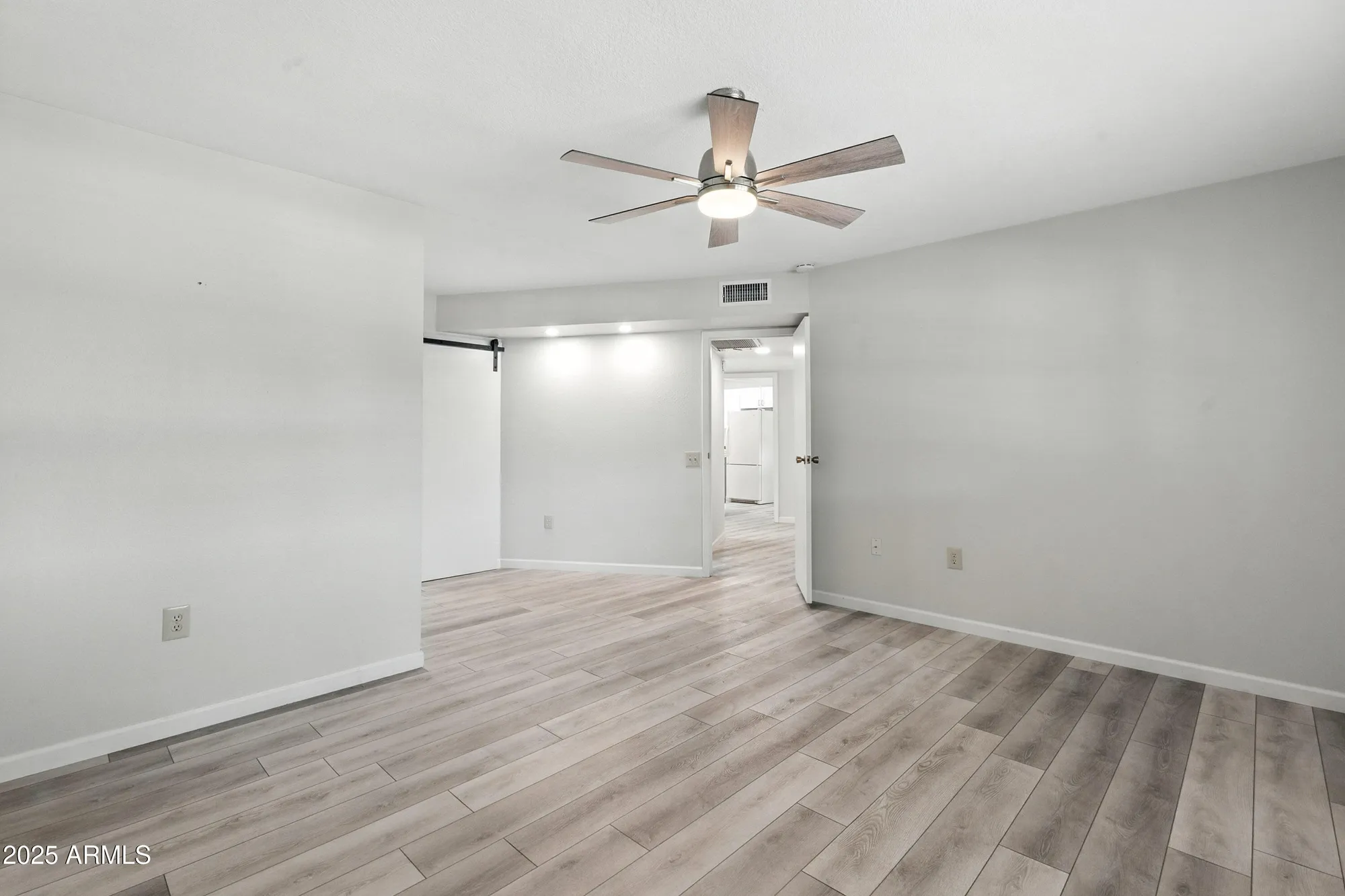Property Slideshow image 20 of 28 | 10214 w hutton dr # 36, Sun City, AZ, 85351