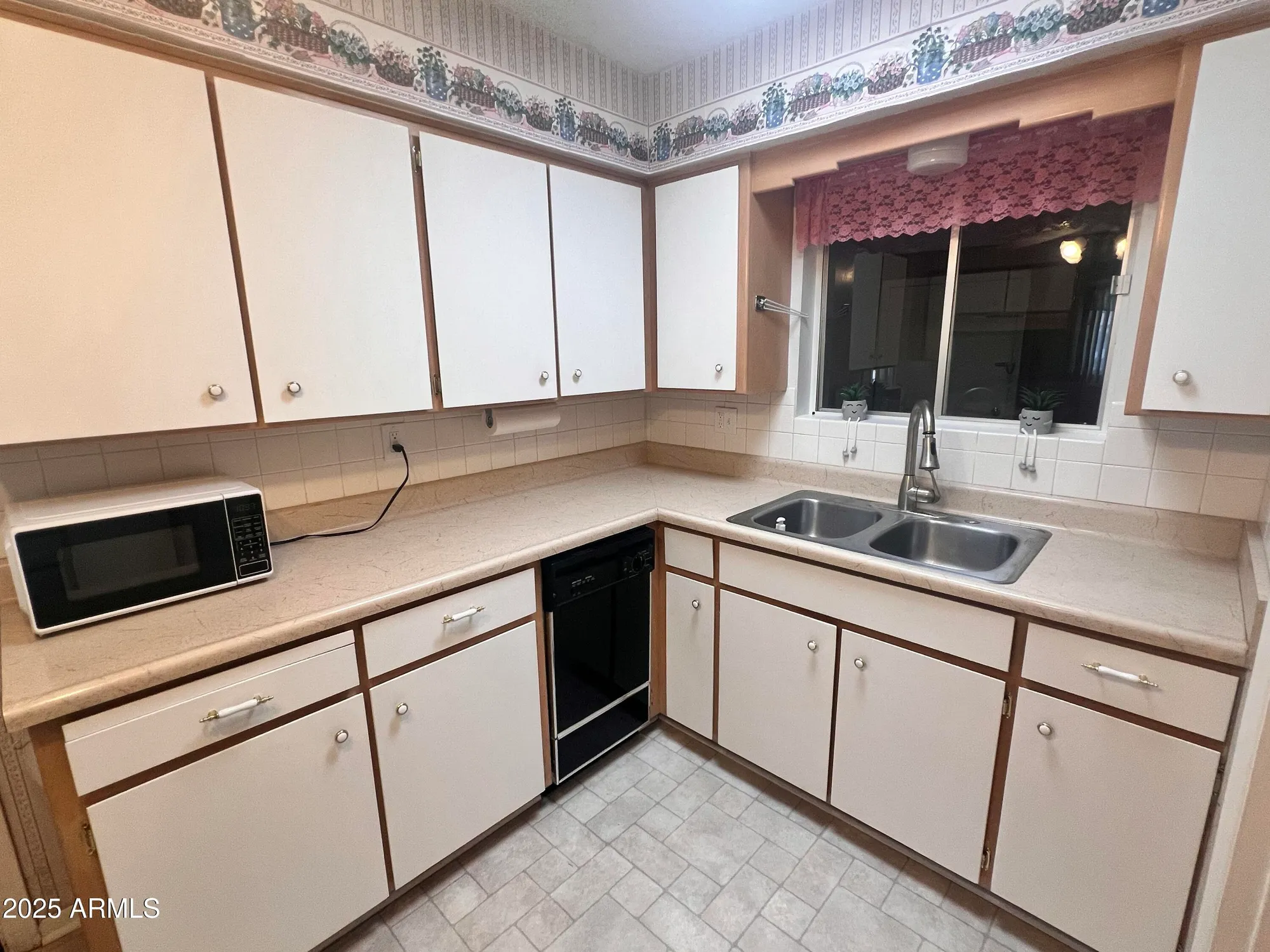 Property Slideshow image 25 of 53 | 5246 e butte st, Mesa, AZ, 85205