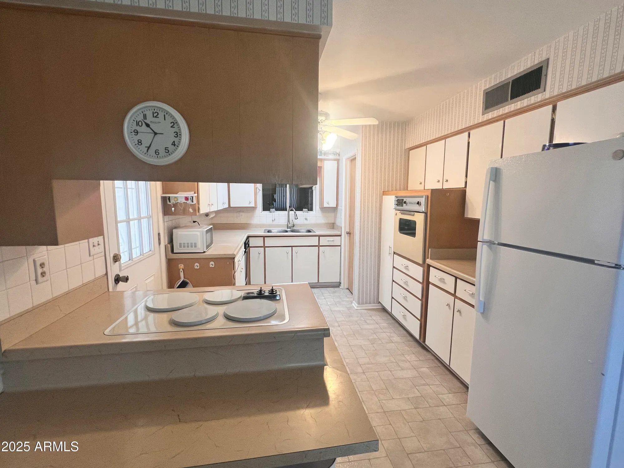 Property Slideshow image 24 of 53 | 5246 e butte st, Mesa, AZ, 85205