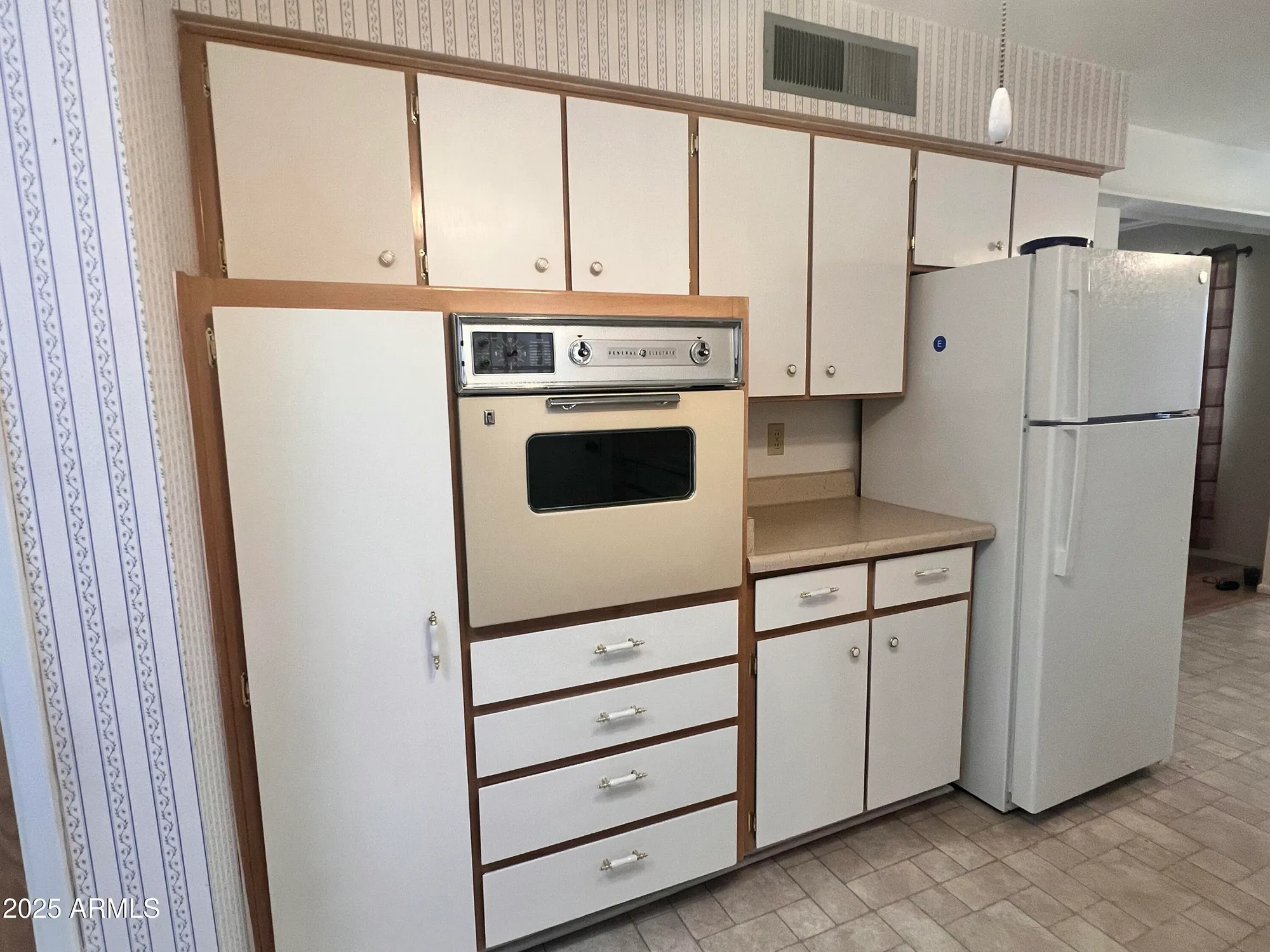 Property Slideshow image 30 of 53 | 5246 e butte st, Mesa, AZ, 85205