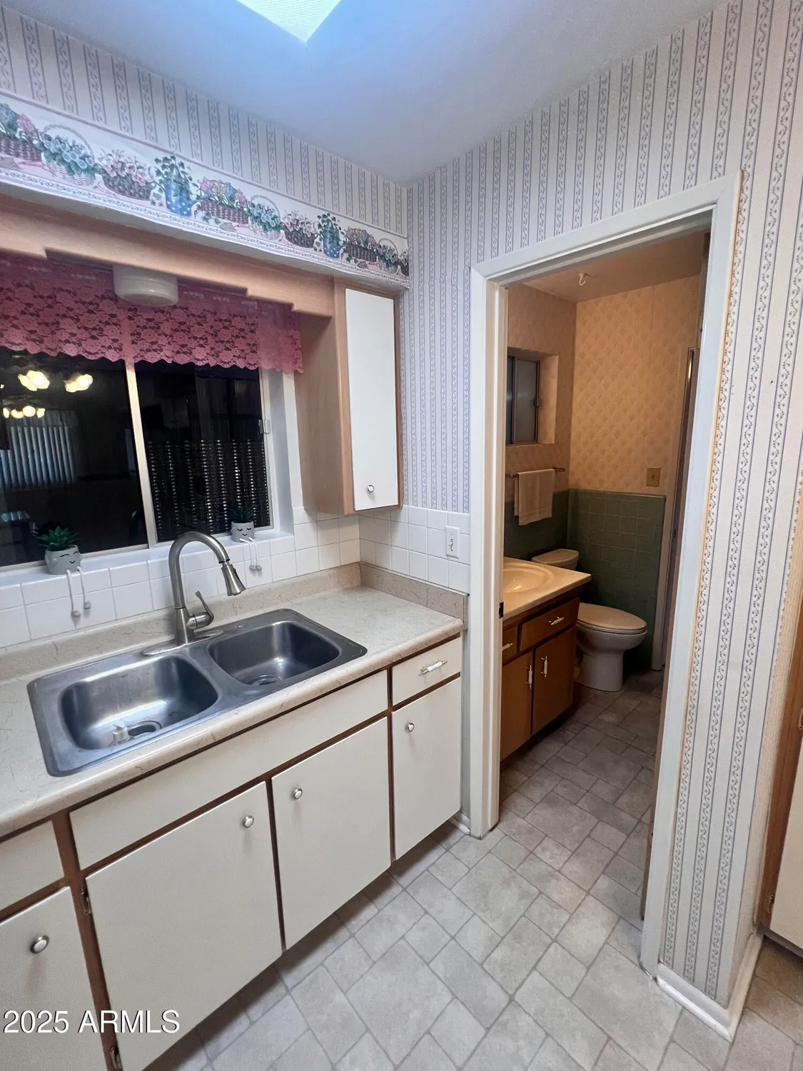 Property Slideshow image 31 of 53 | 5246 e butte st, Mesa, AZ, 85205