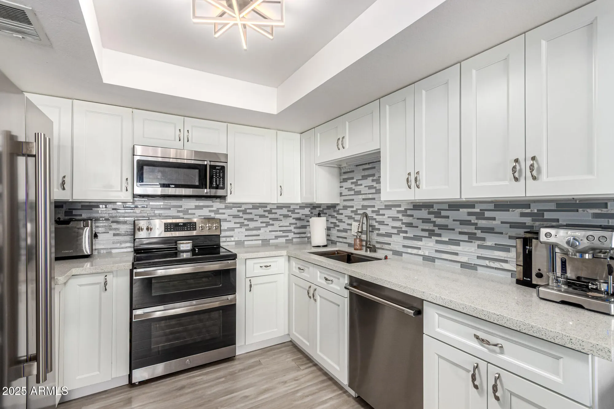 Property Slideshow image 5 of 32 | 7920 e camelback rd unit 409, Scottsdale, AZ, 85251