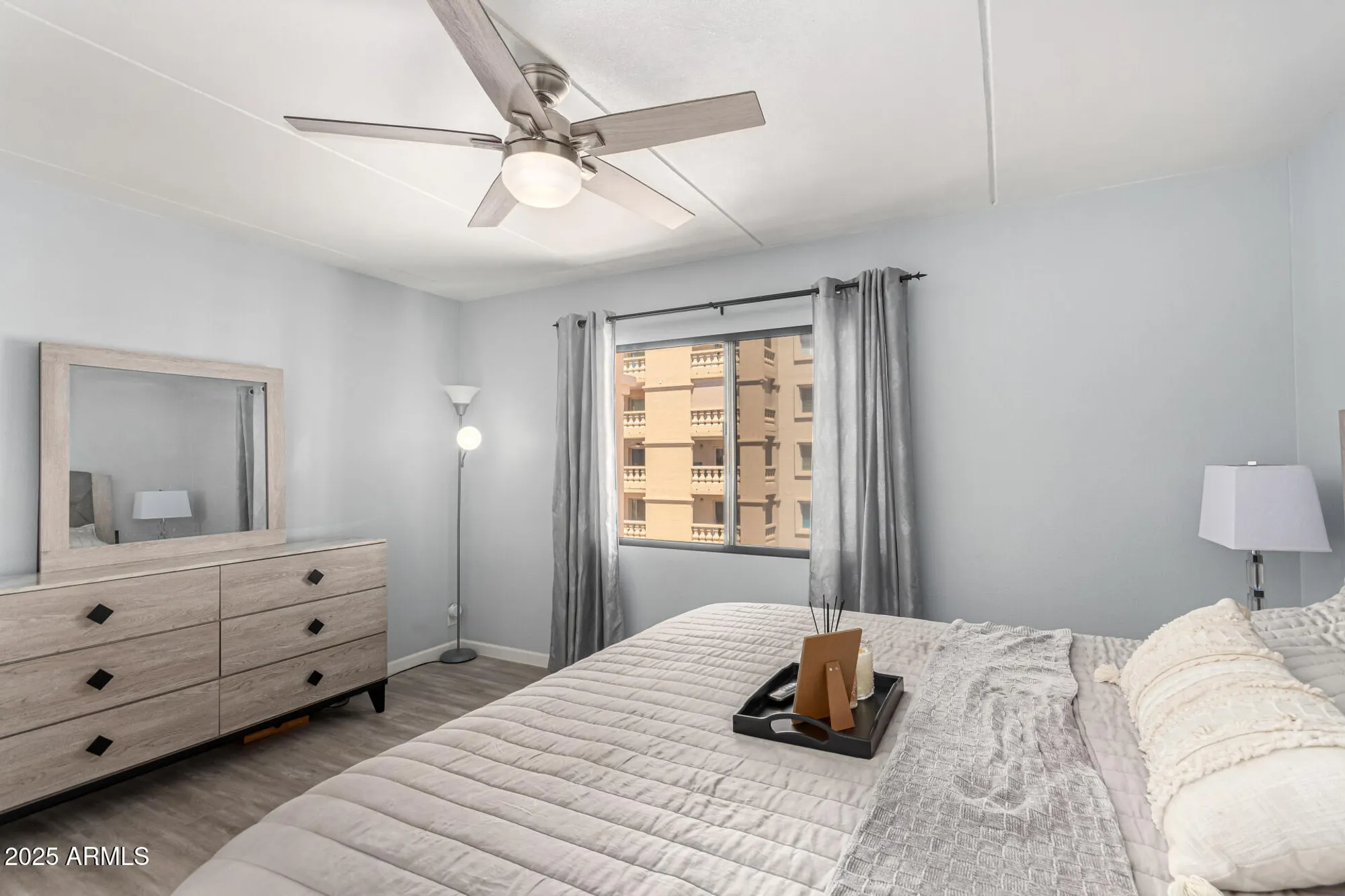 Property Slideshow image 13 of 32 | 7920 e camelback rd unit 409, Scottsdale, AZ, 85251