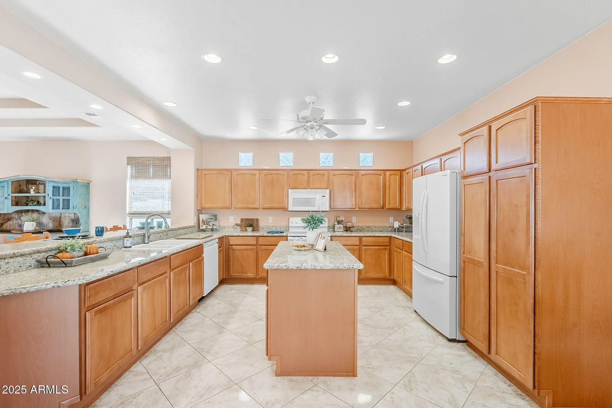 Property Slideshow image 12 of 67 | 8820 e sunridge dr, Sun Lakes, AZ, 85248