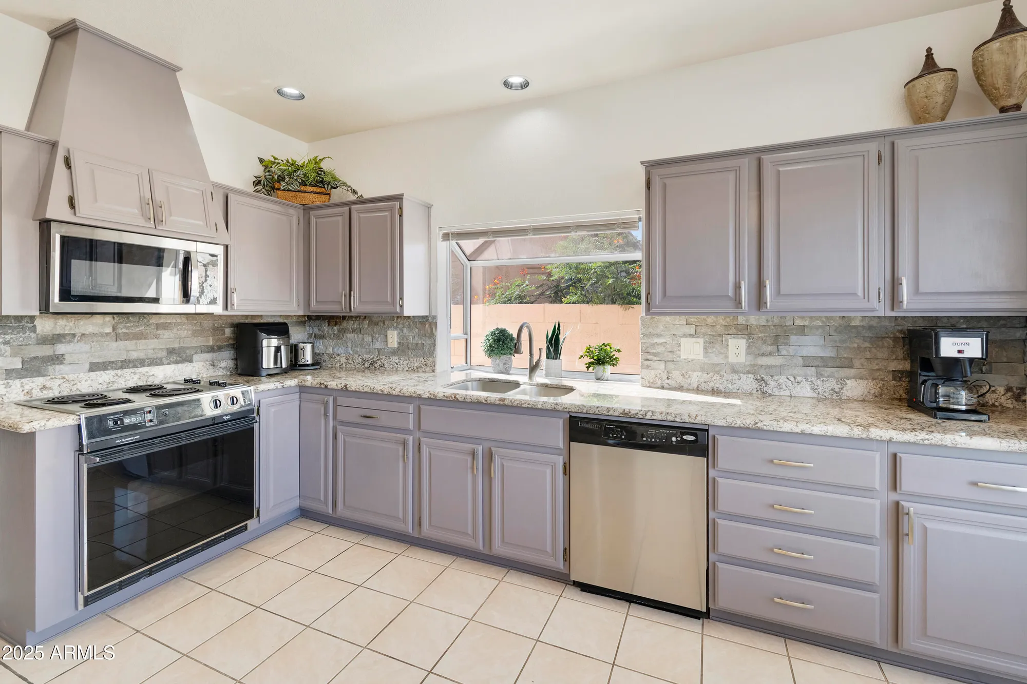 Property Slideshow image 7 of 46 | 26625 s fair oaks ct, Sun Lakes, AZ, 85248