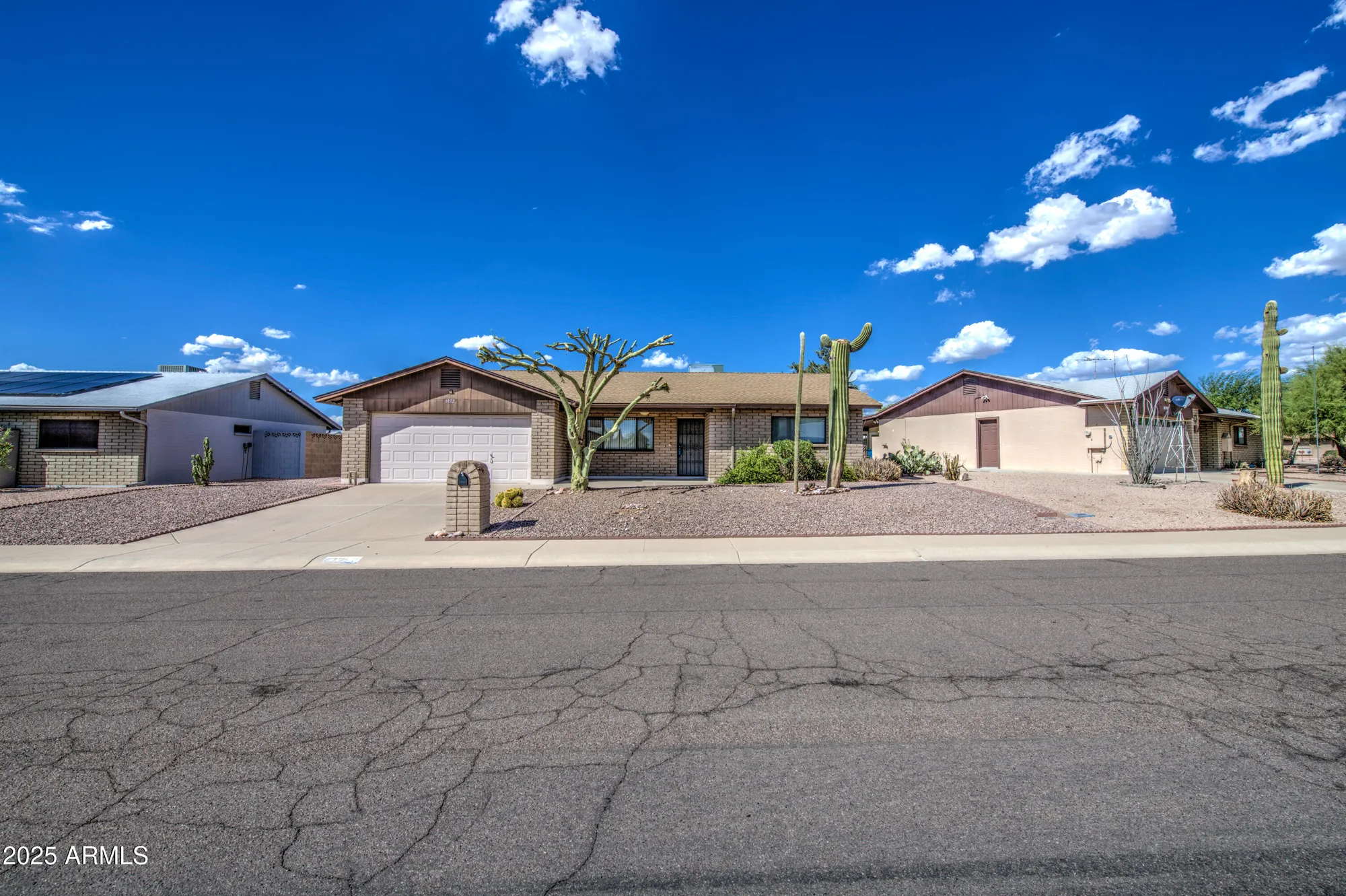 Property Slideshow image 4 of 39 | 1722 w 15th ln, Apache Junction, AZ, 85120