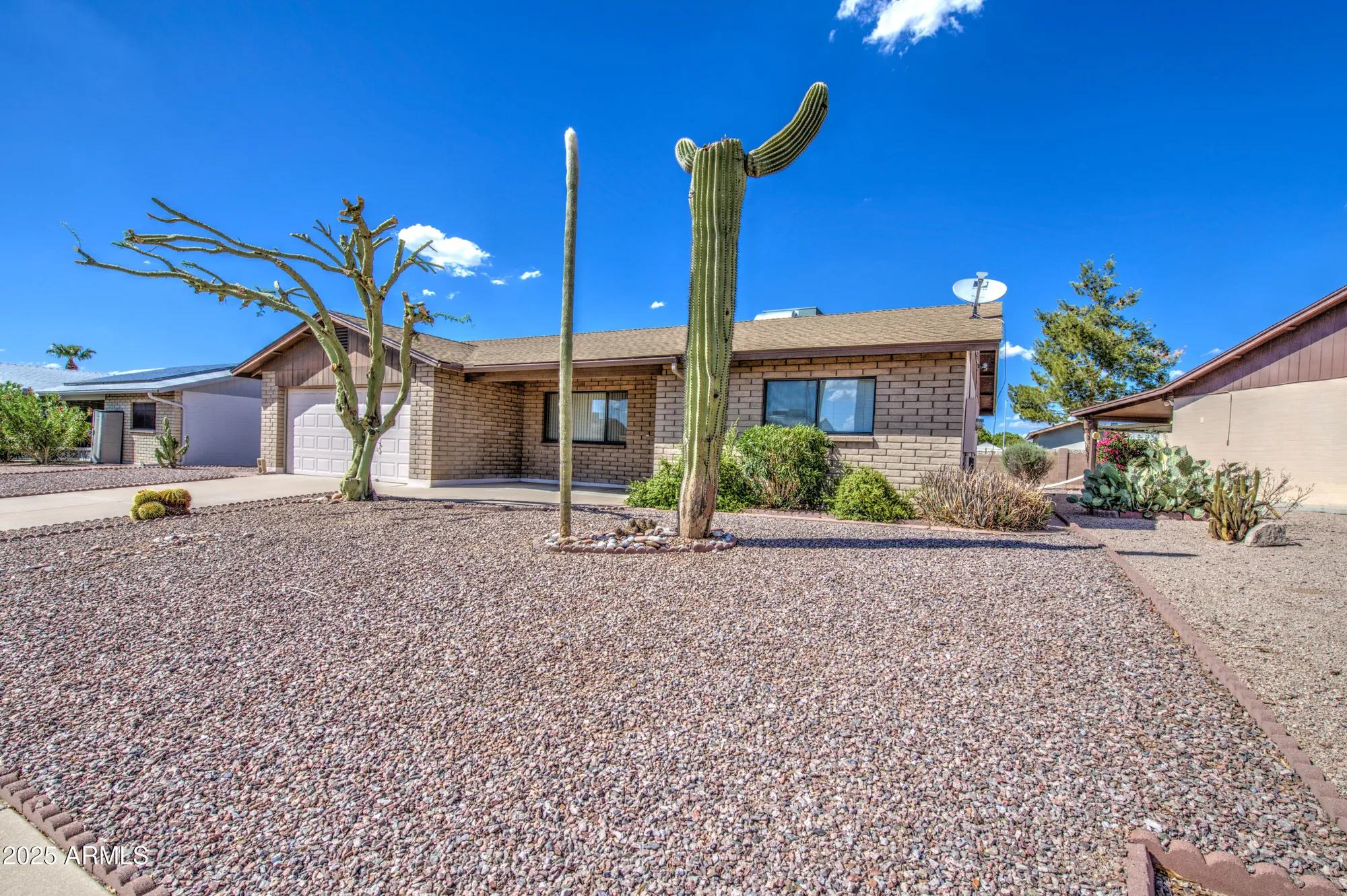Property Slideshow image 5 of 39 | 1722 w 15th ln, Apache Junction, AZ, 85120